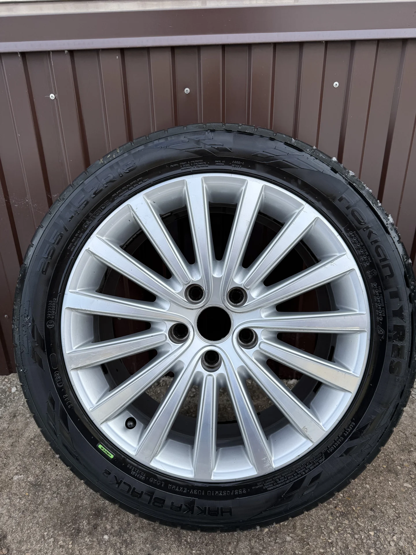 Летняя резина с дисками 255/45 R18 - миниатюра 2