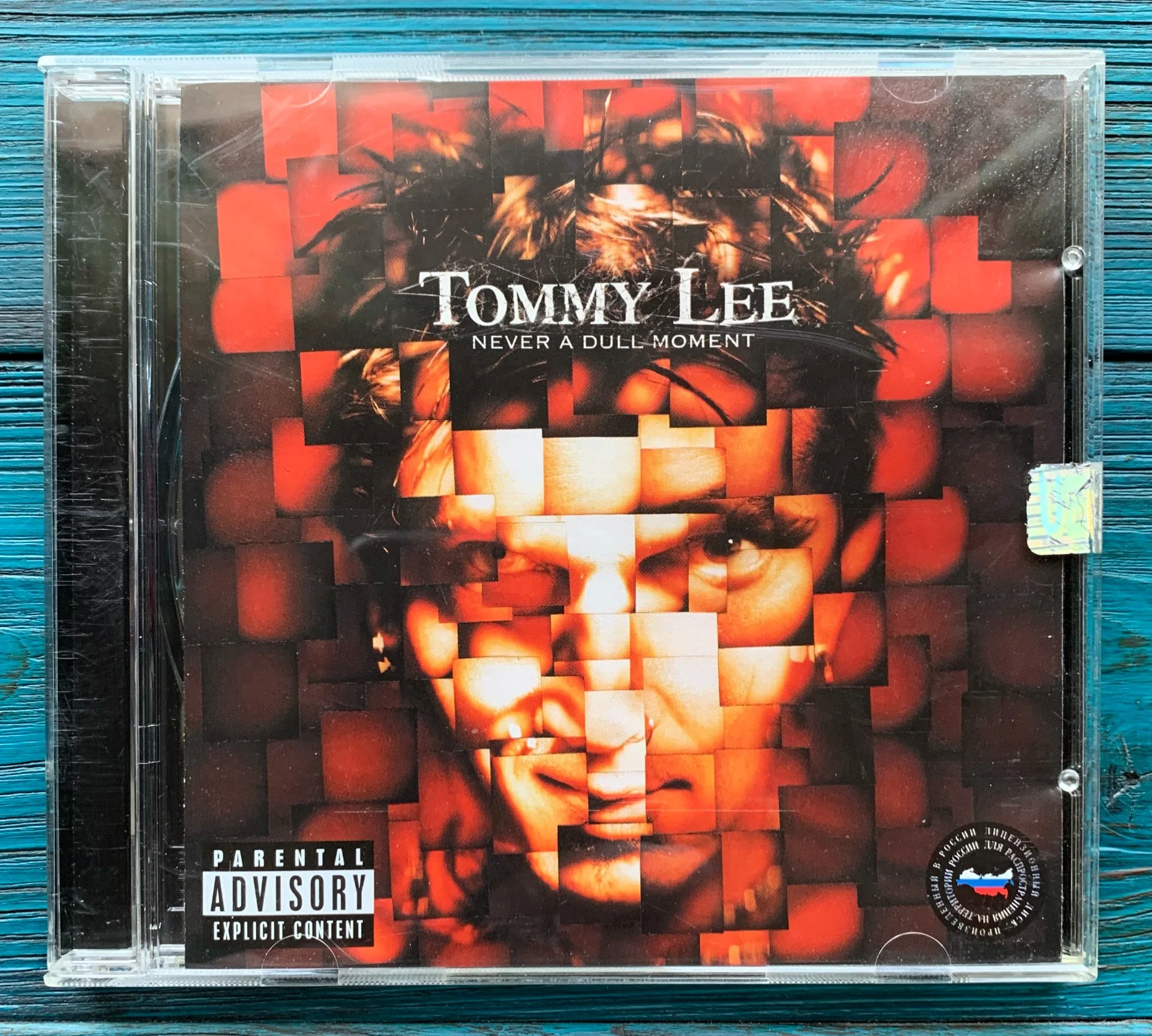TOMMY LEE – Never a Dull Moment, 2002 CD - миниатюра 2