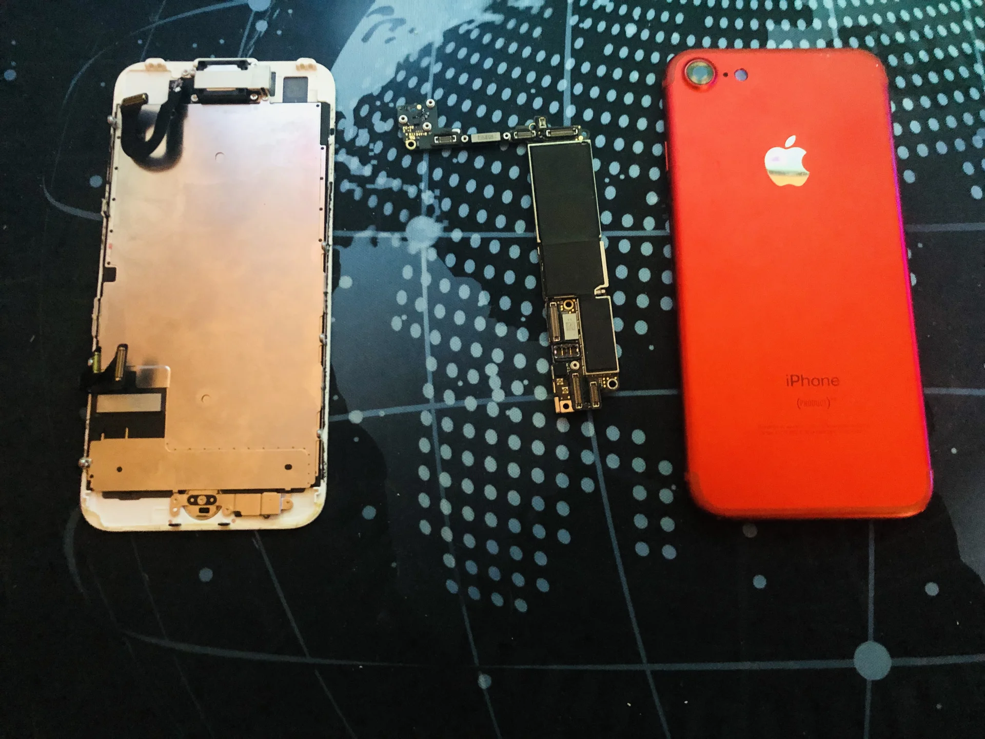 iPhone 6s - 7 в разборе - миниатюра 3