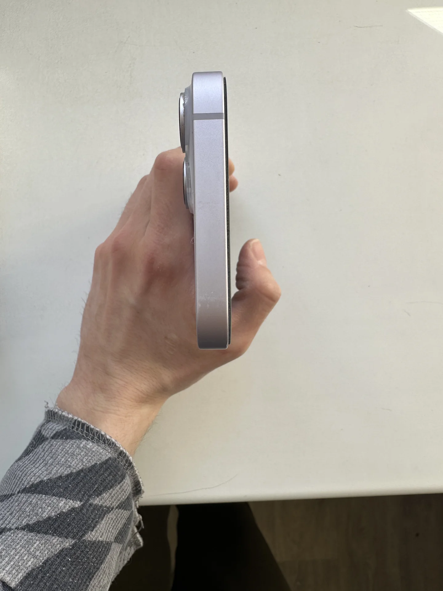 Iphone 14 - миниатюра 3