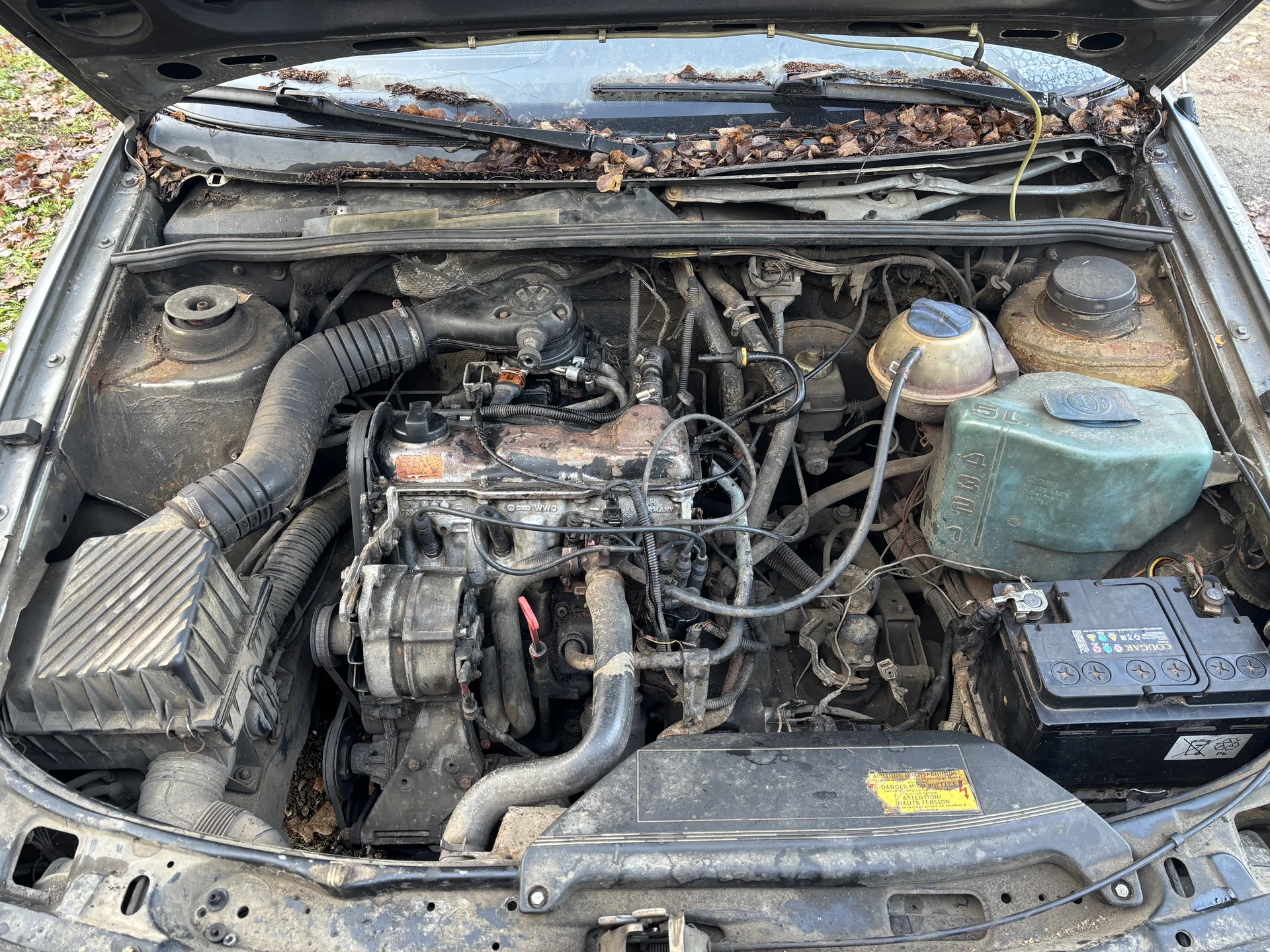 Запчасти на Volkswagen Passat B3 - миниатюра 5