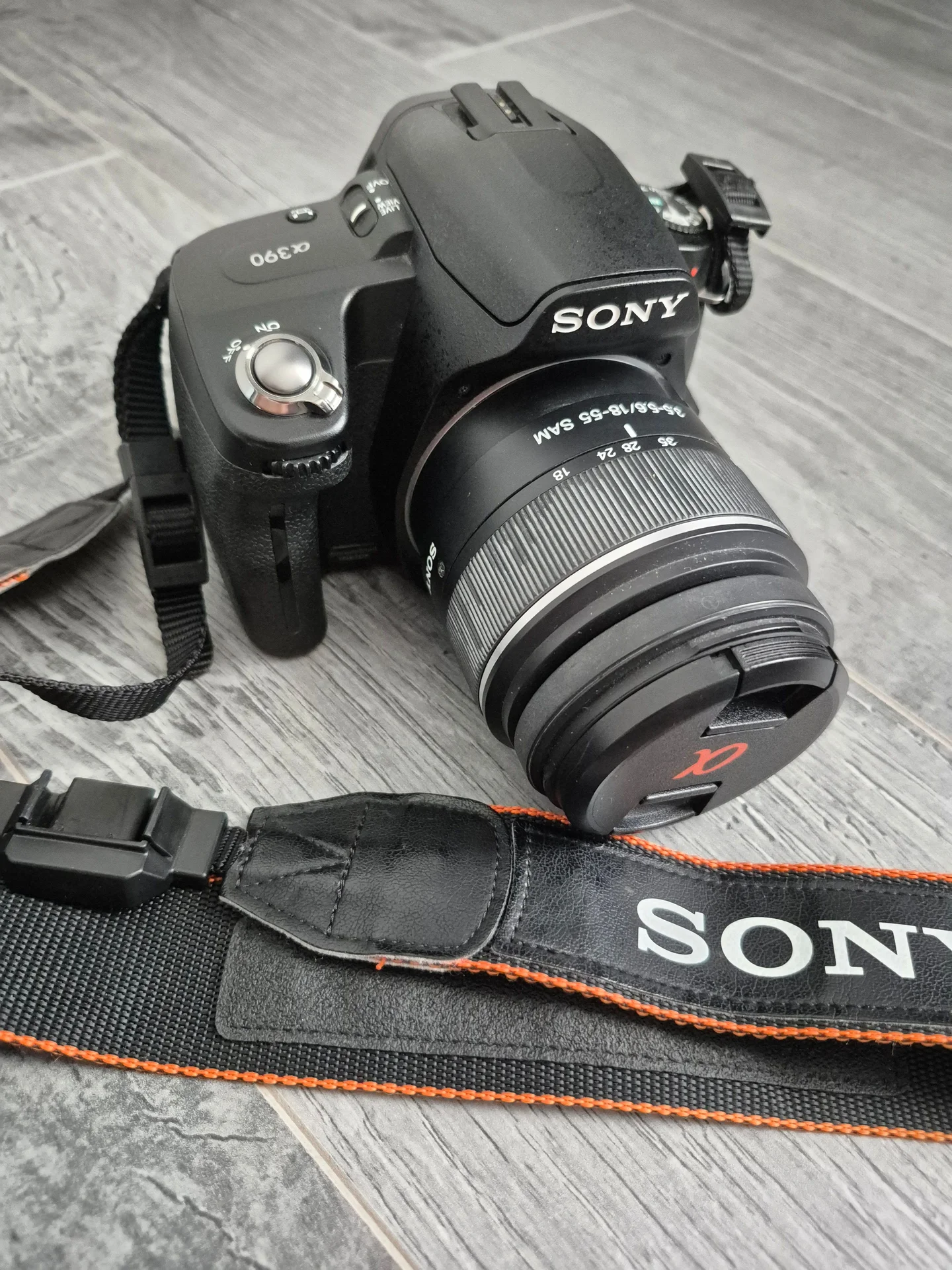 Зеркальный фотоаппарат Sony A390 - изображение 1