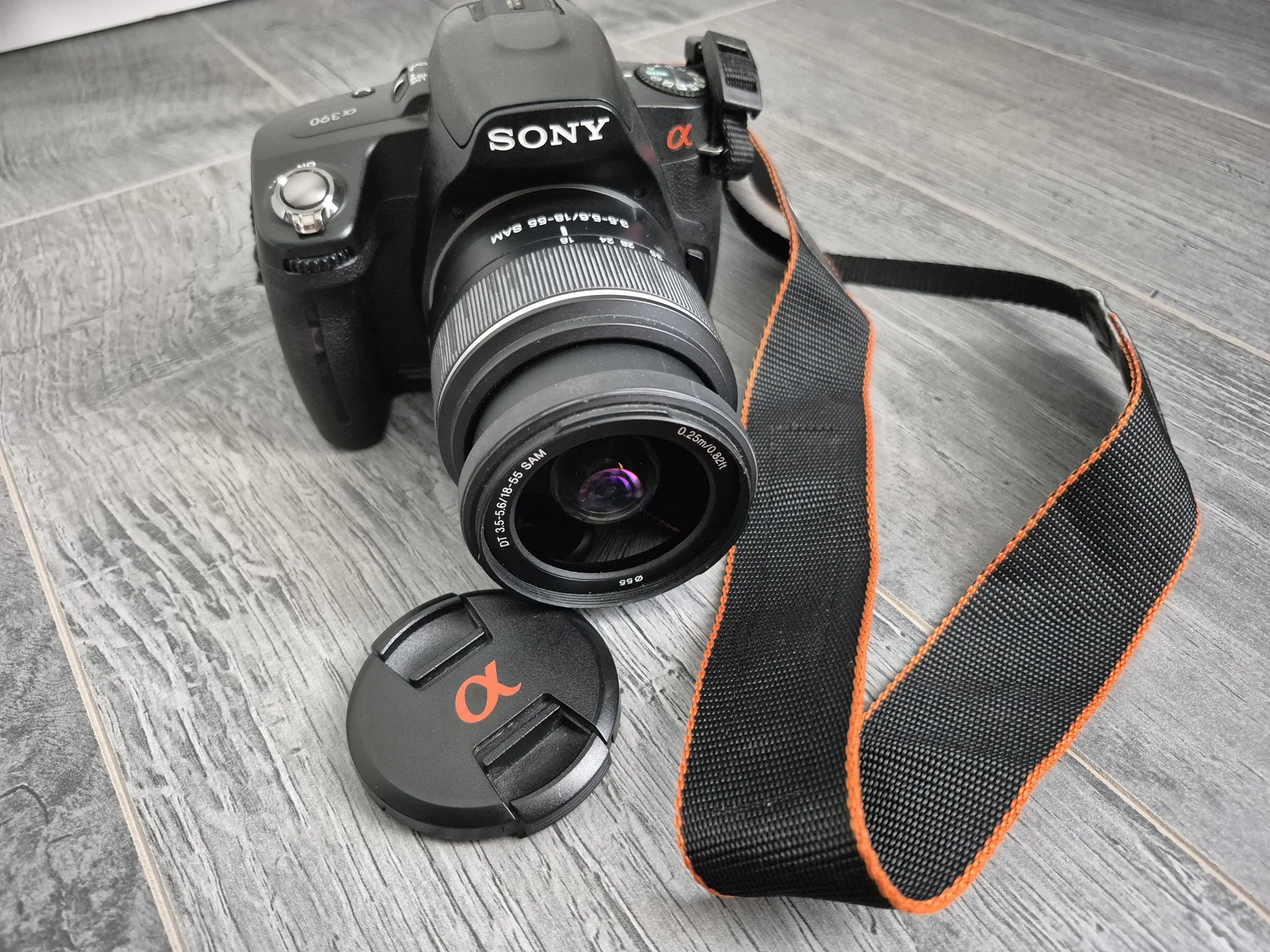 Зеркальный фотоаппарат Sony A390 - миниатюра 2