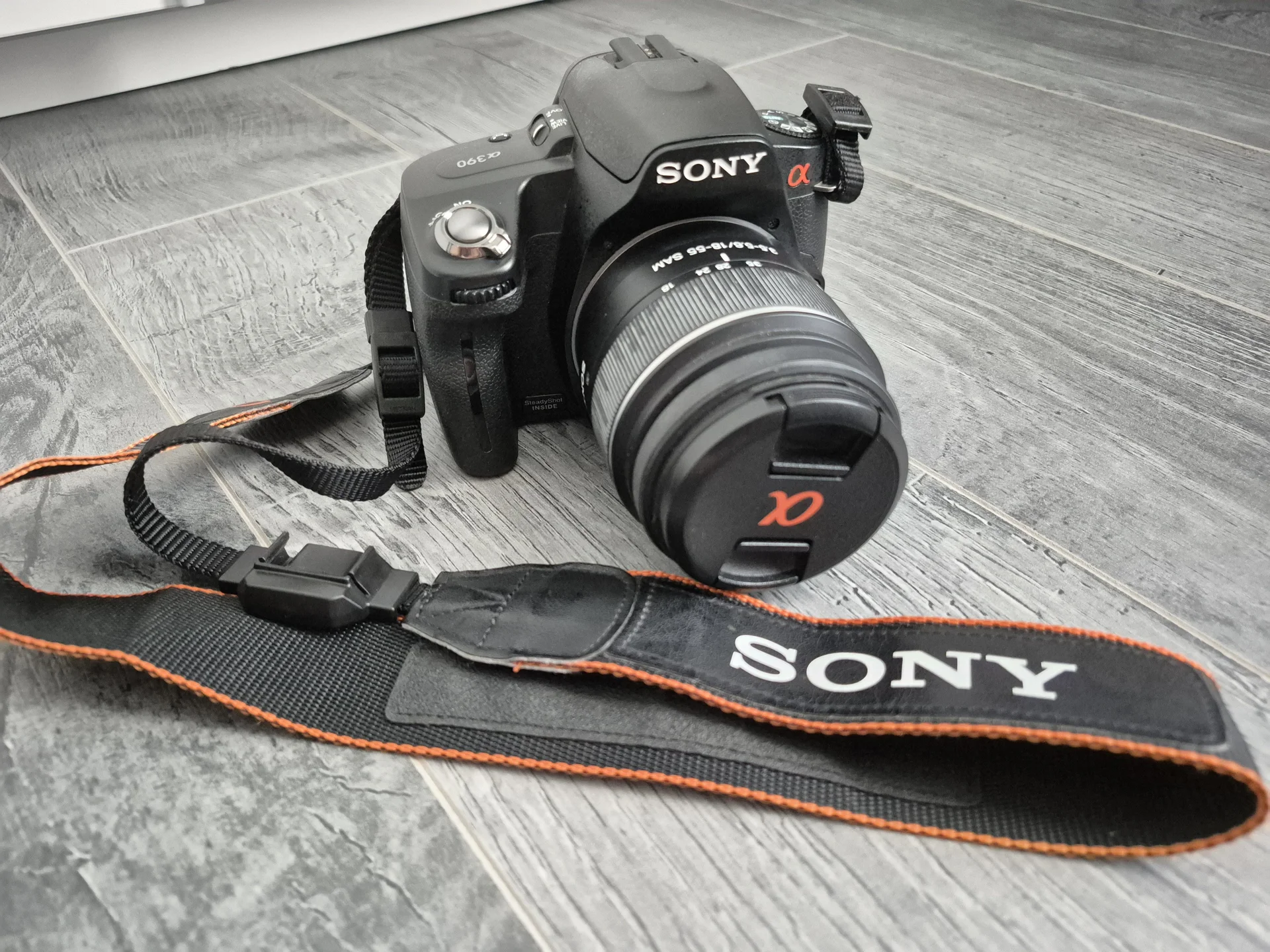 Зеркальный фотоаппарат Sony A390 - миниатюра 4