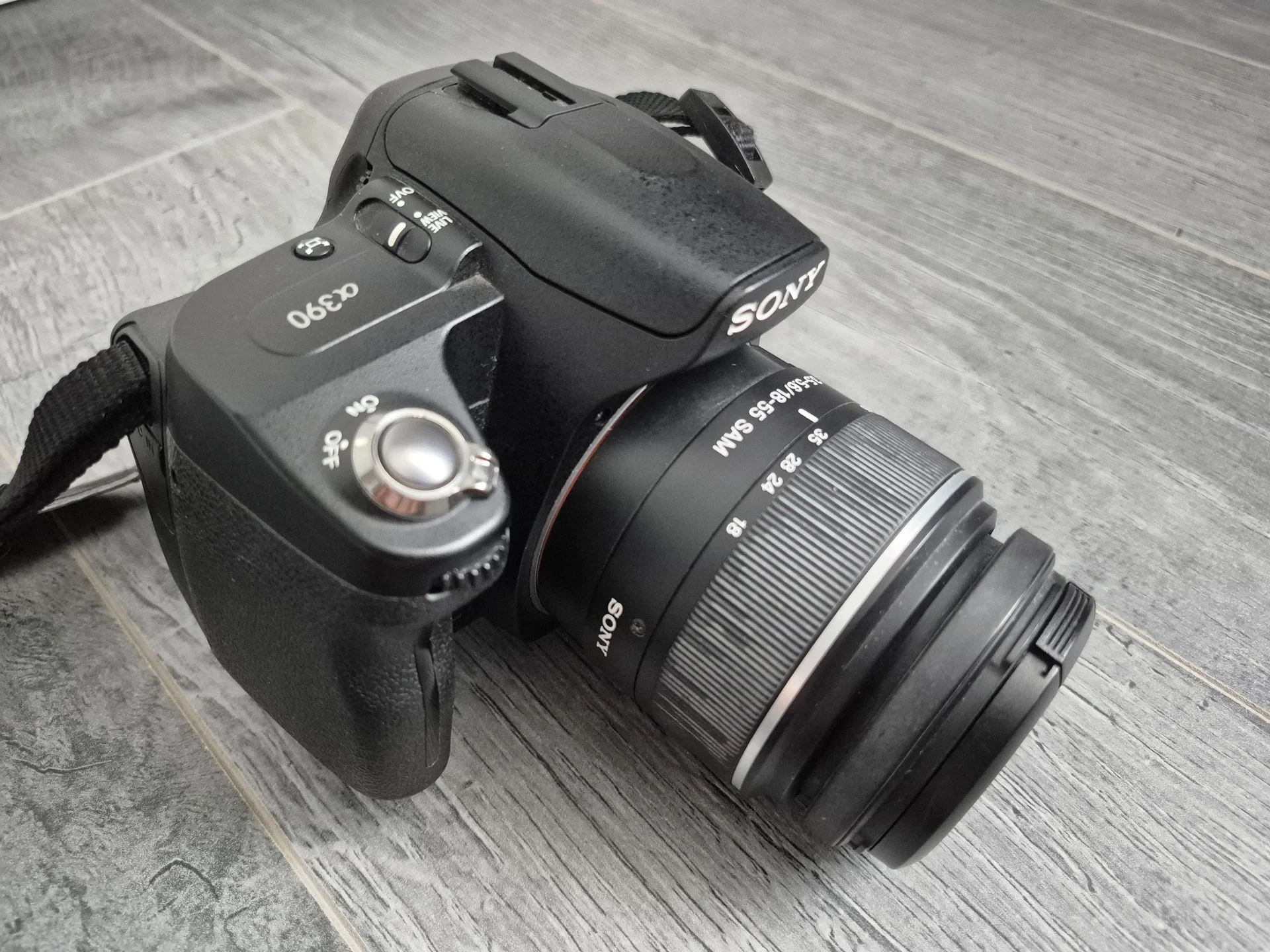 Зеркальный фотоаппарат Sony A390 - миниатюра 6