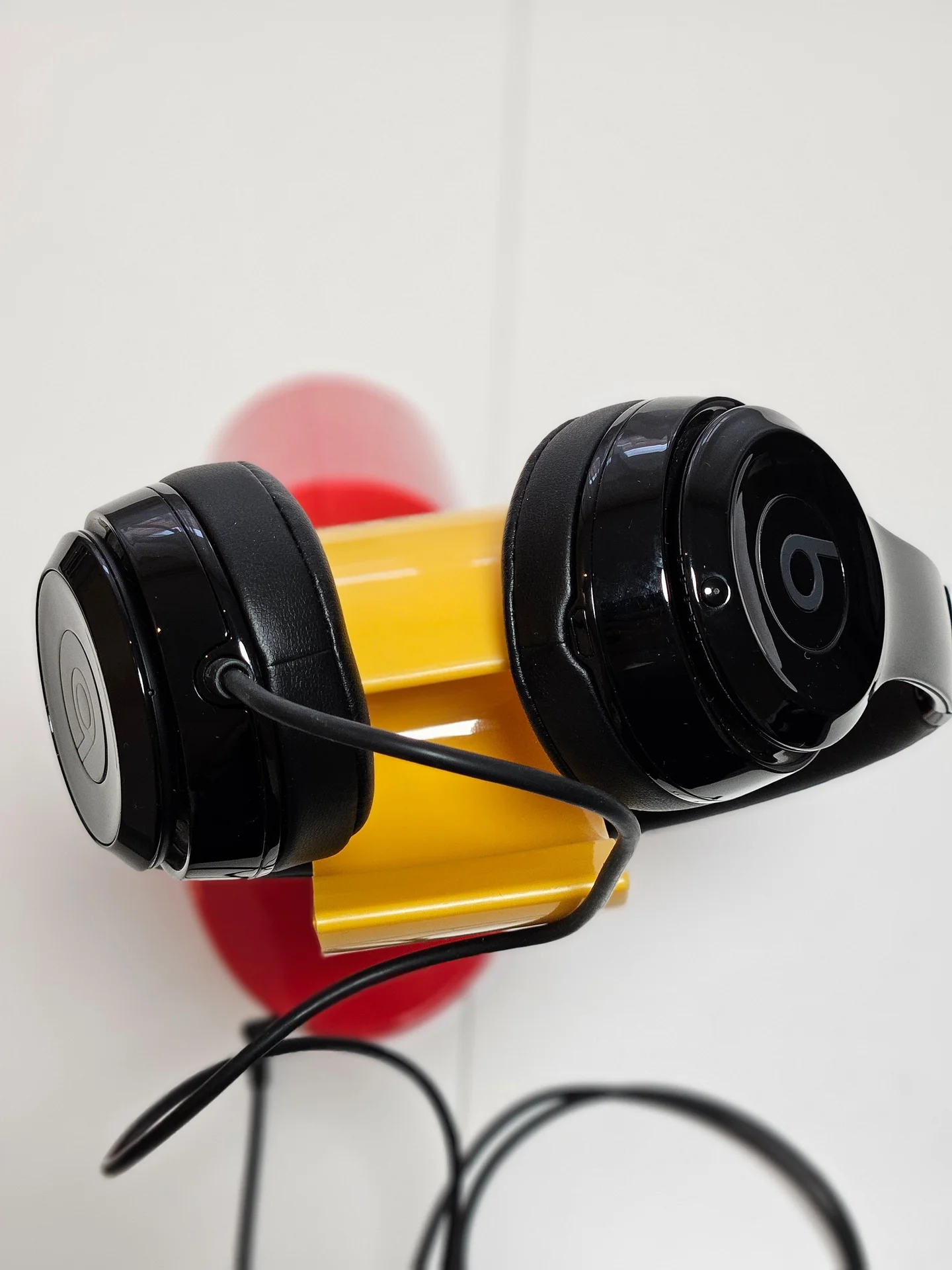 Beats solo 3 проводные чёрный глянец - миниатюра 2