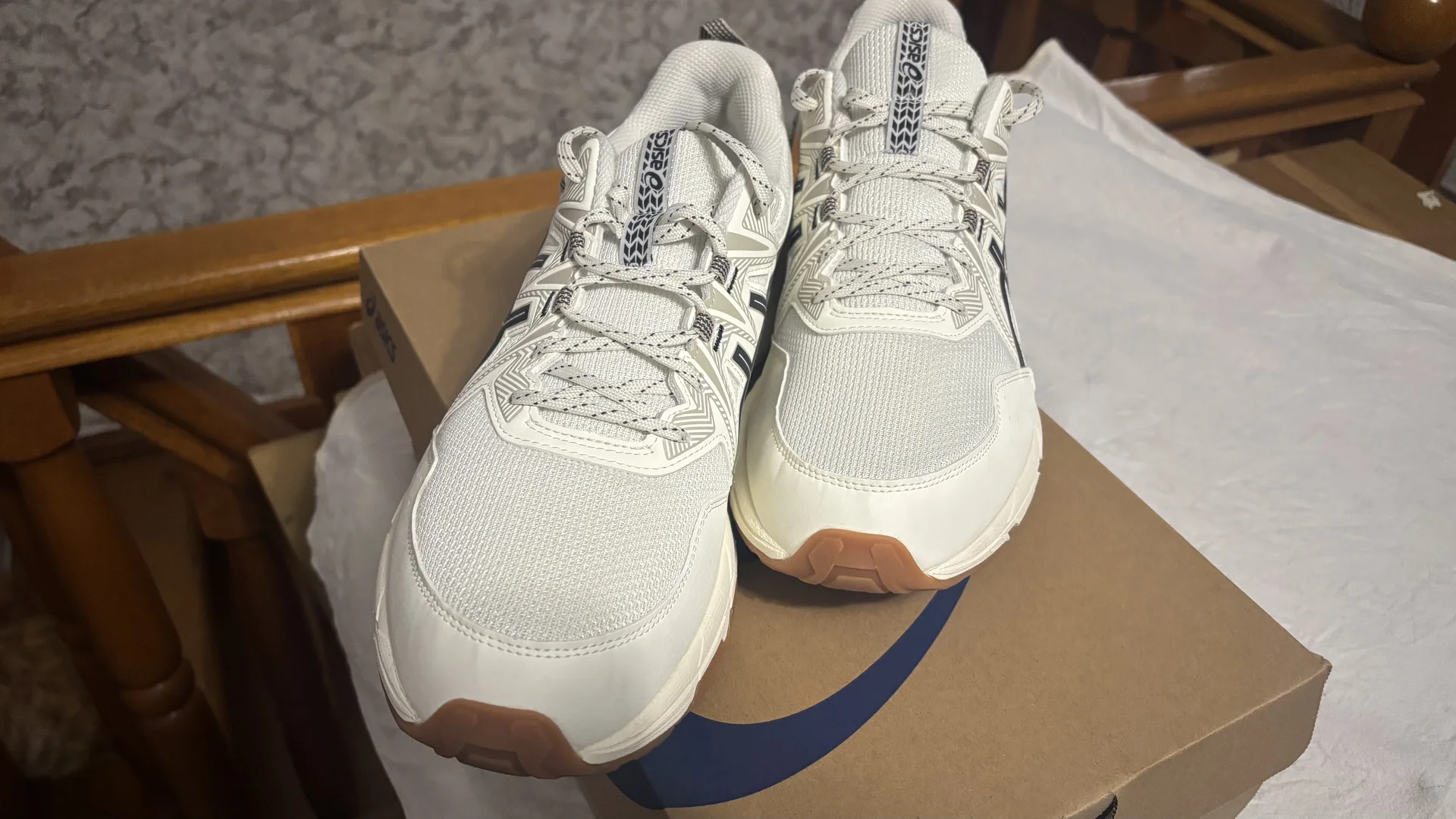 Кроссовки asics - миниатюра 3