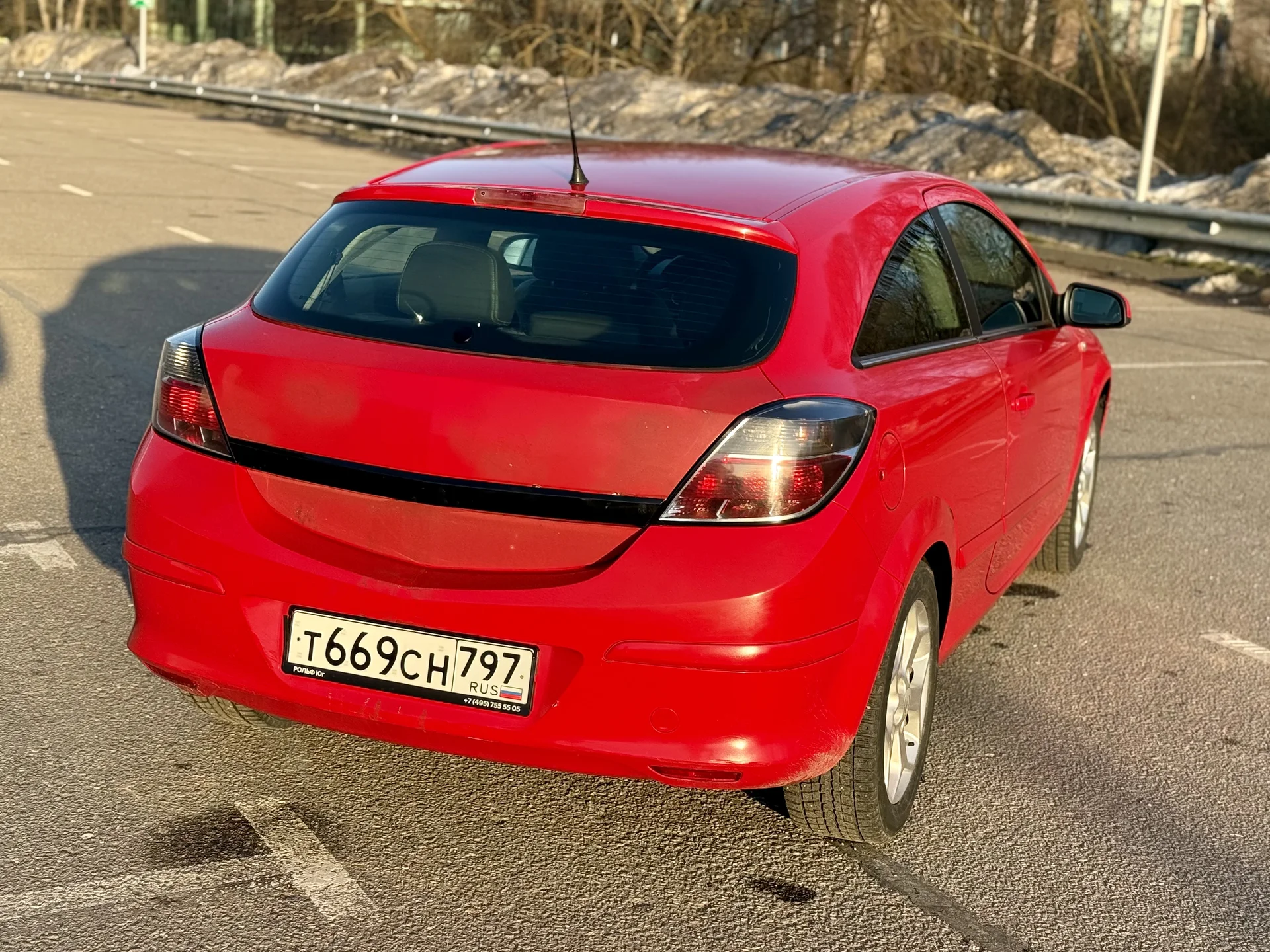 Opel Astra GTC - миниатюра 5
