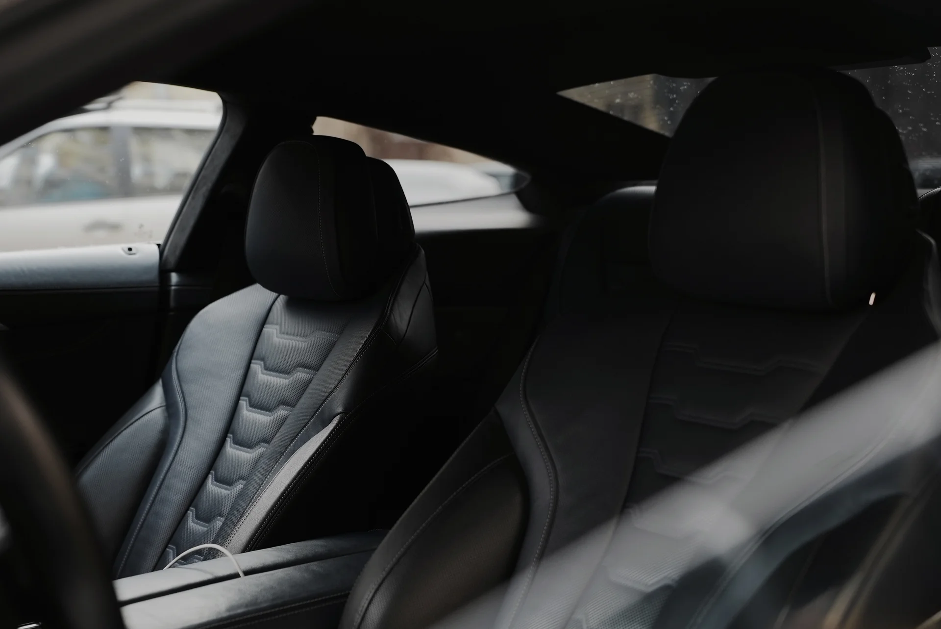 Аренда BMW m850i 530 л.с - миниатюра 10