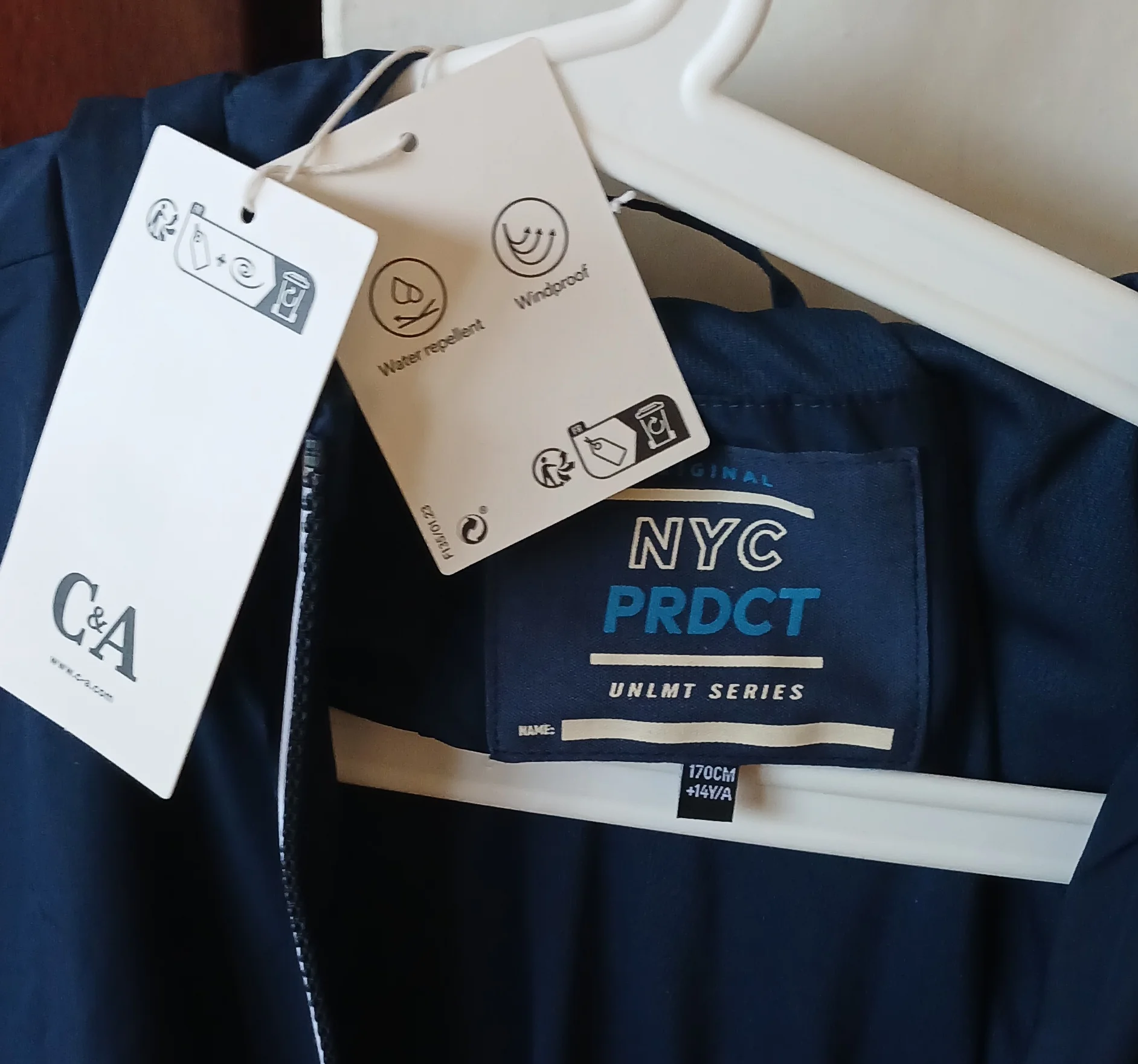 Ветровка C&A новая - миниатюра 4
