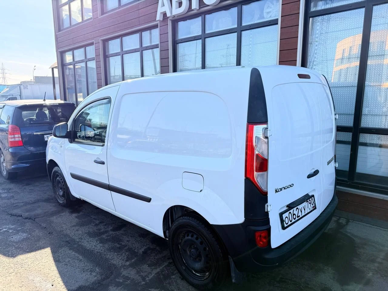 Renault Kangoo 1.6 МТ - миниатюра 17
