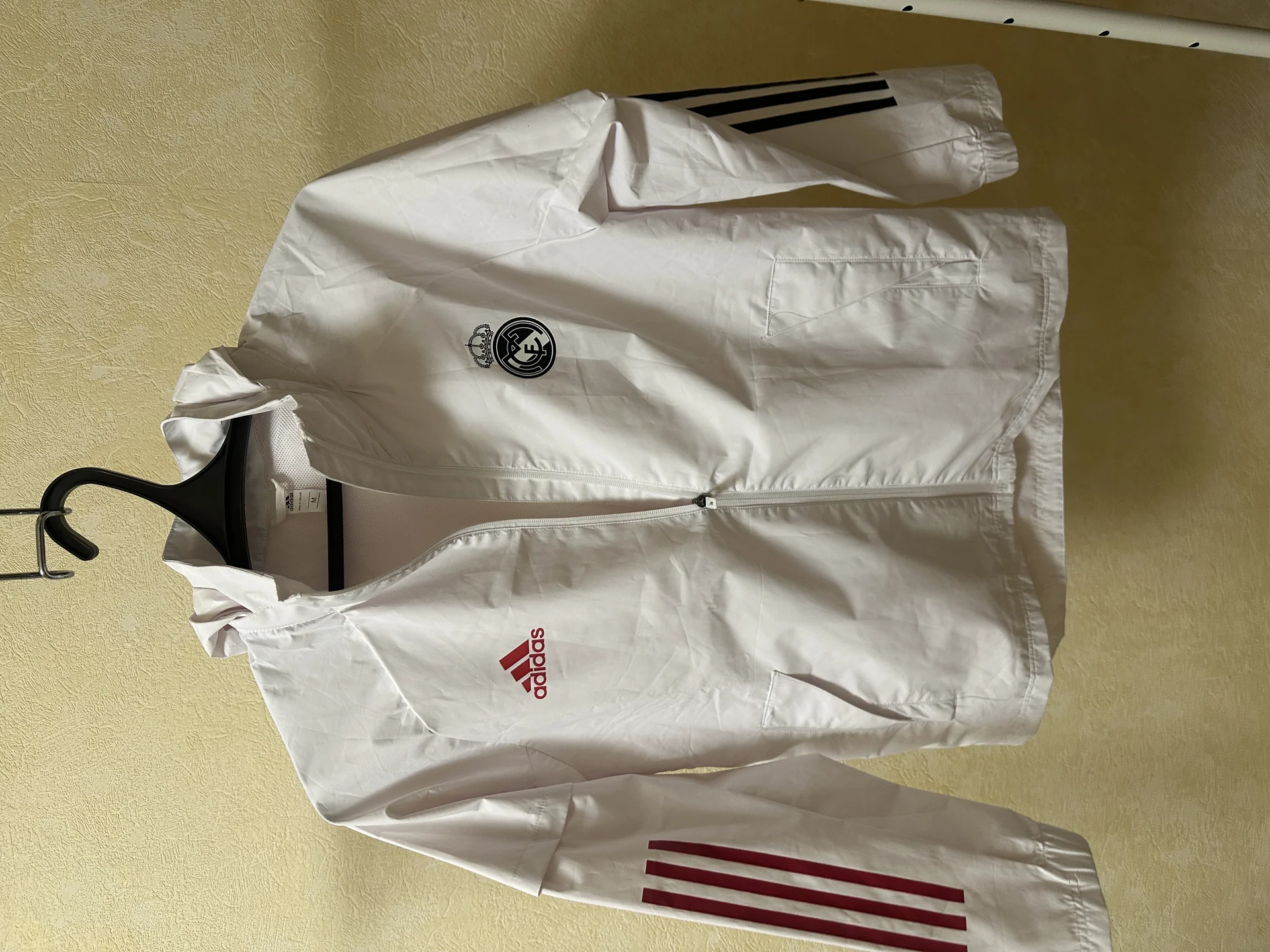 Ветровка спортивная adidas Real Madrid - миниатюра 4