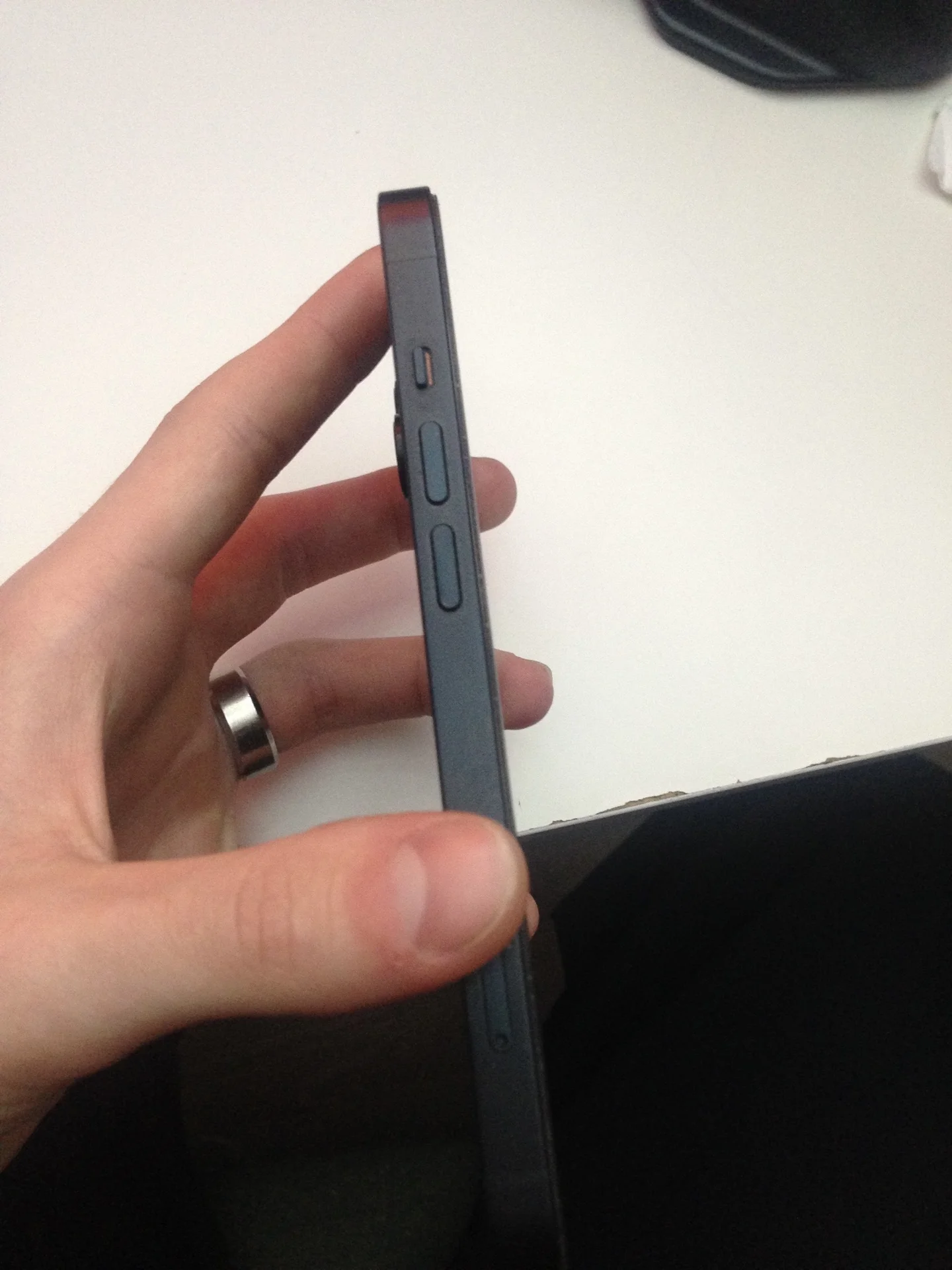 14 iPhone 256 черный - миниатюра 4