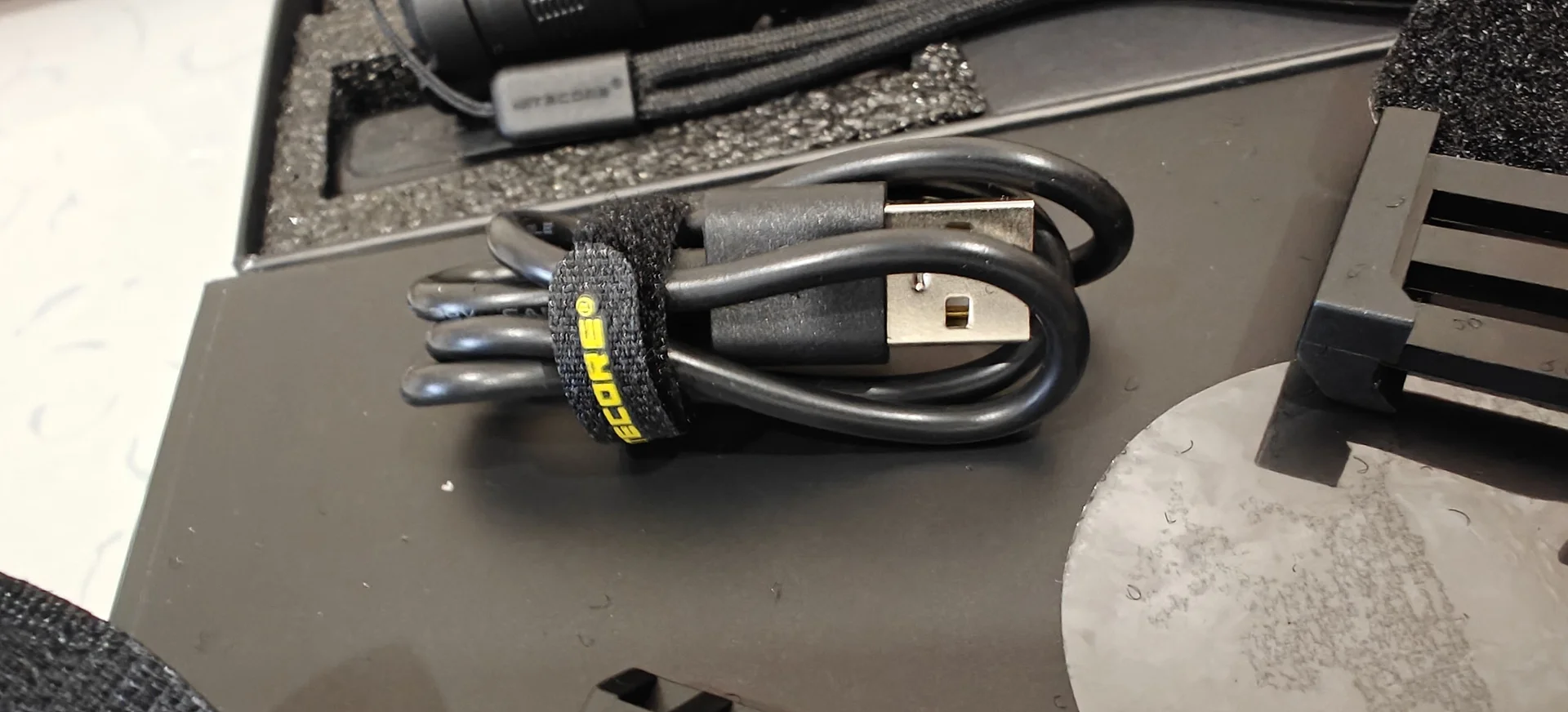 Фонарь NITECORE MH 40 PRO - миниатюра 5