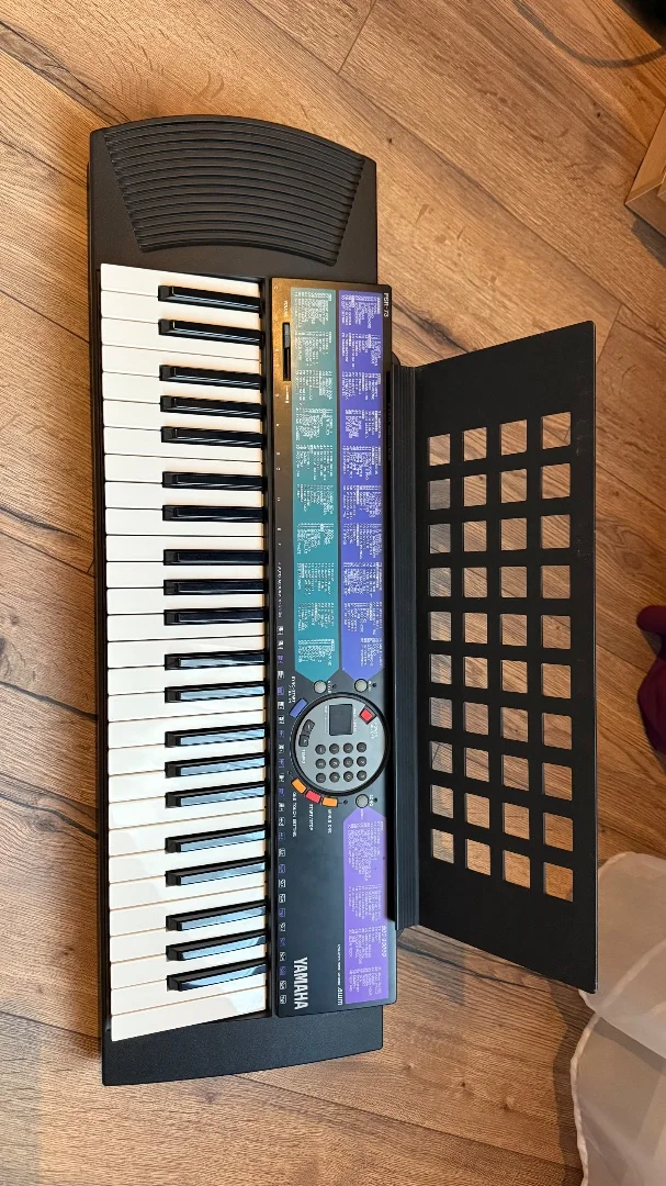 Синтезатор Yamaha PSR-73 - миниатюра 2