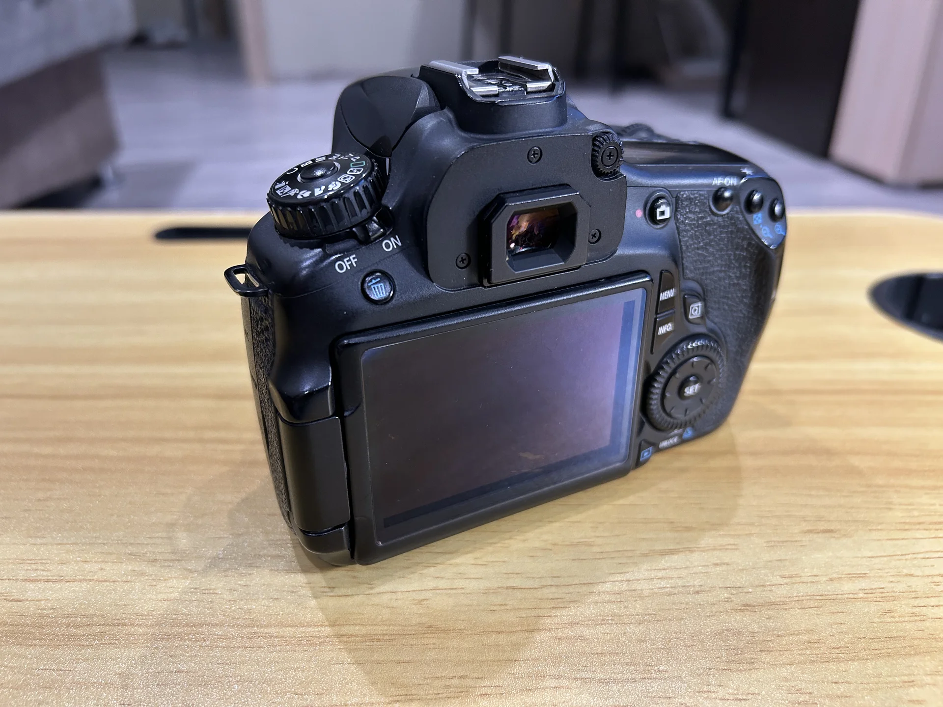 Фотоаппарат Canon EOS 60D + 18-135 - миниатюра 6