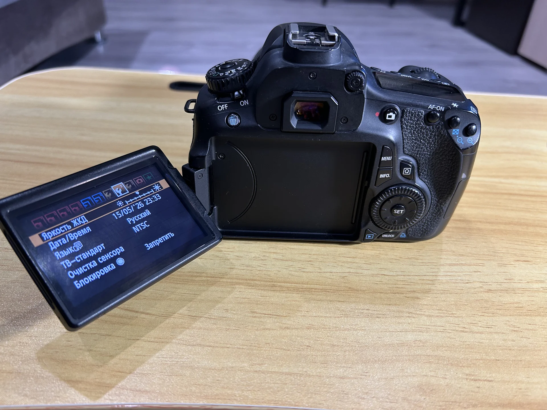 Фотоаппарат Canon EOS 60D + 18-135 - миниатюра 8