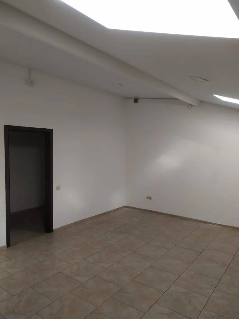 Сдается 54 м² БЦ Золотой город - миниатюра 7