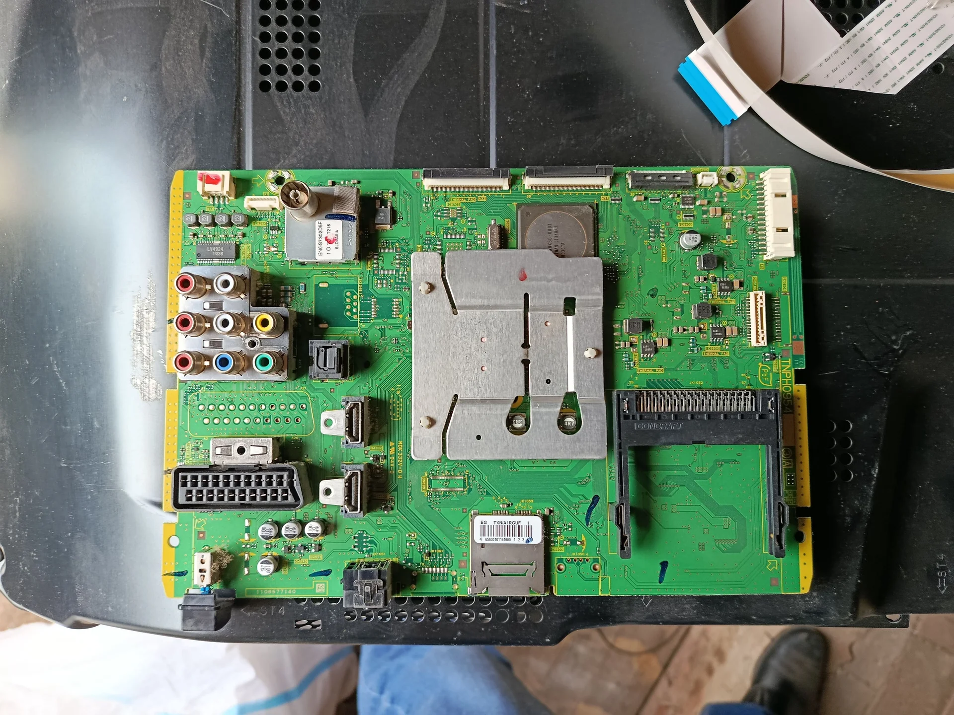 PANASONIG TX-PR42U30 - изображение 1