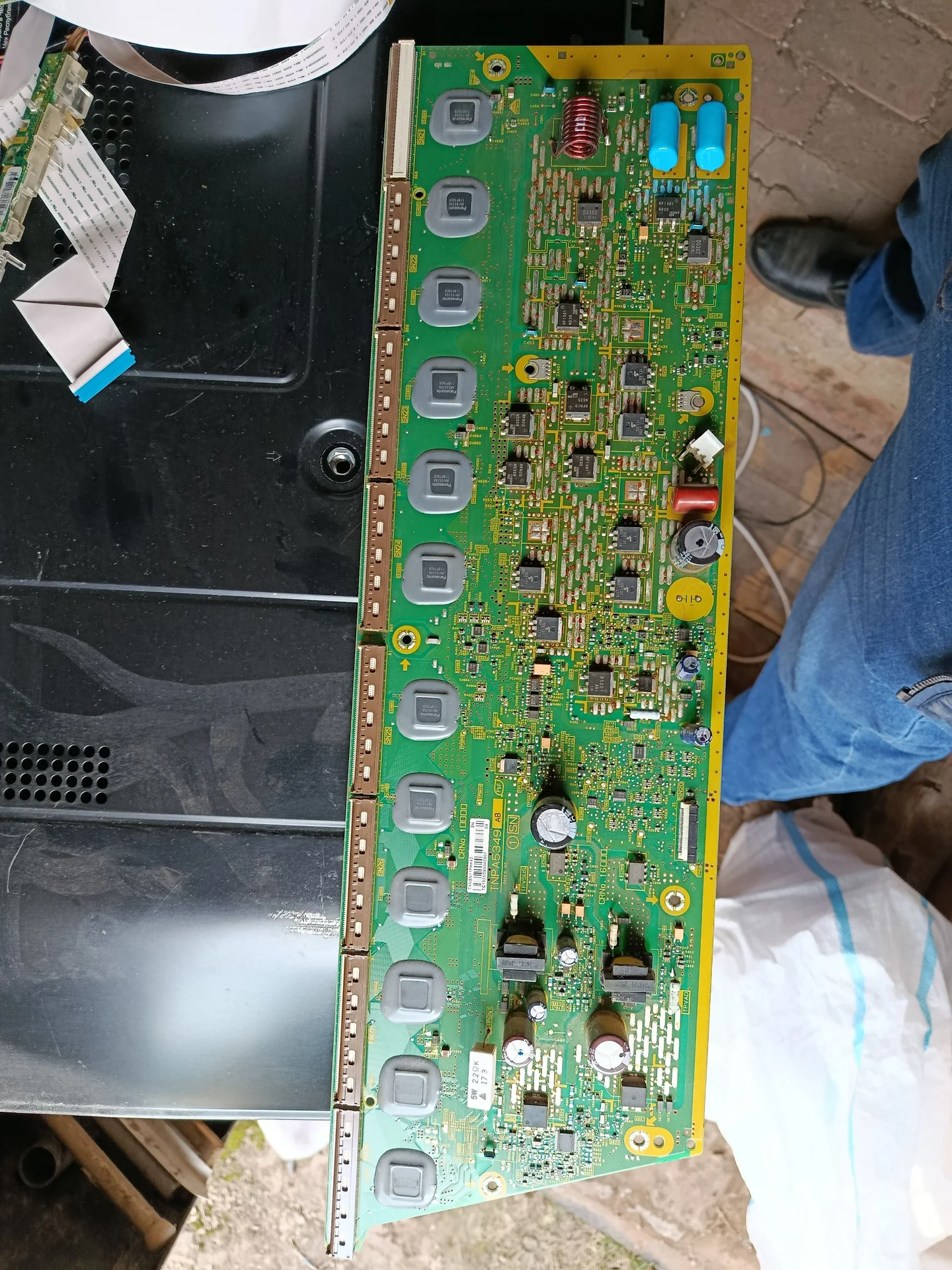PANASONIG TX-PR42U30 - миниатюра 5