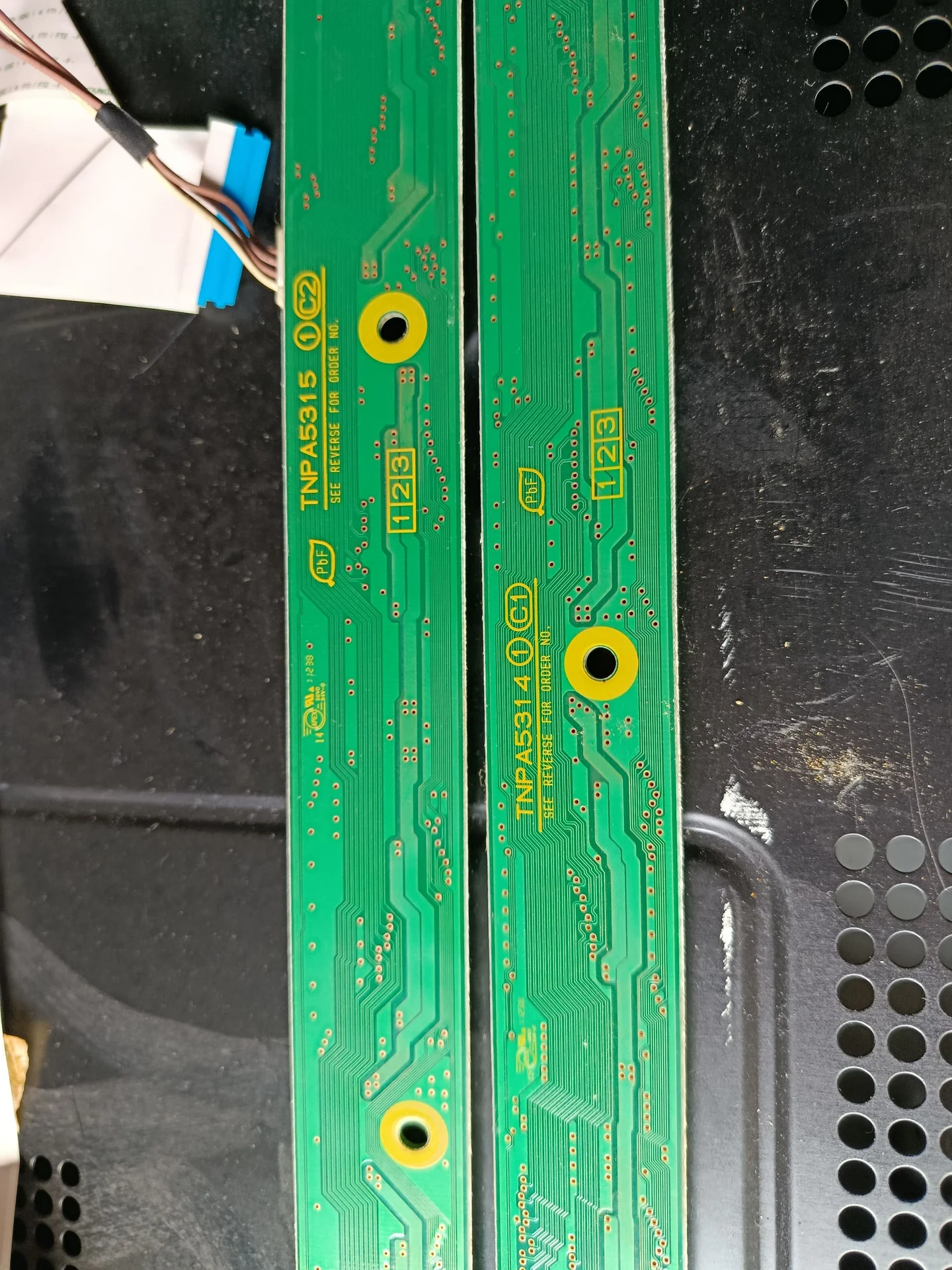 PANASONIG TX-PR42U30 - миниатюра 9