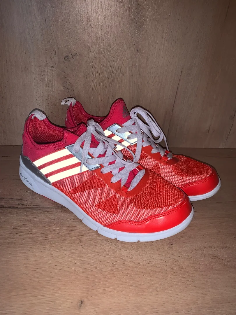 Новые adidas Niya Cloudfoam W 2019года - миниатюра 2