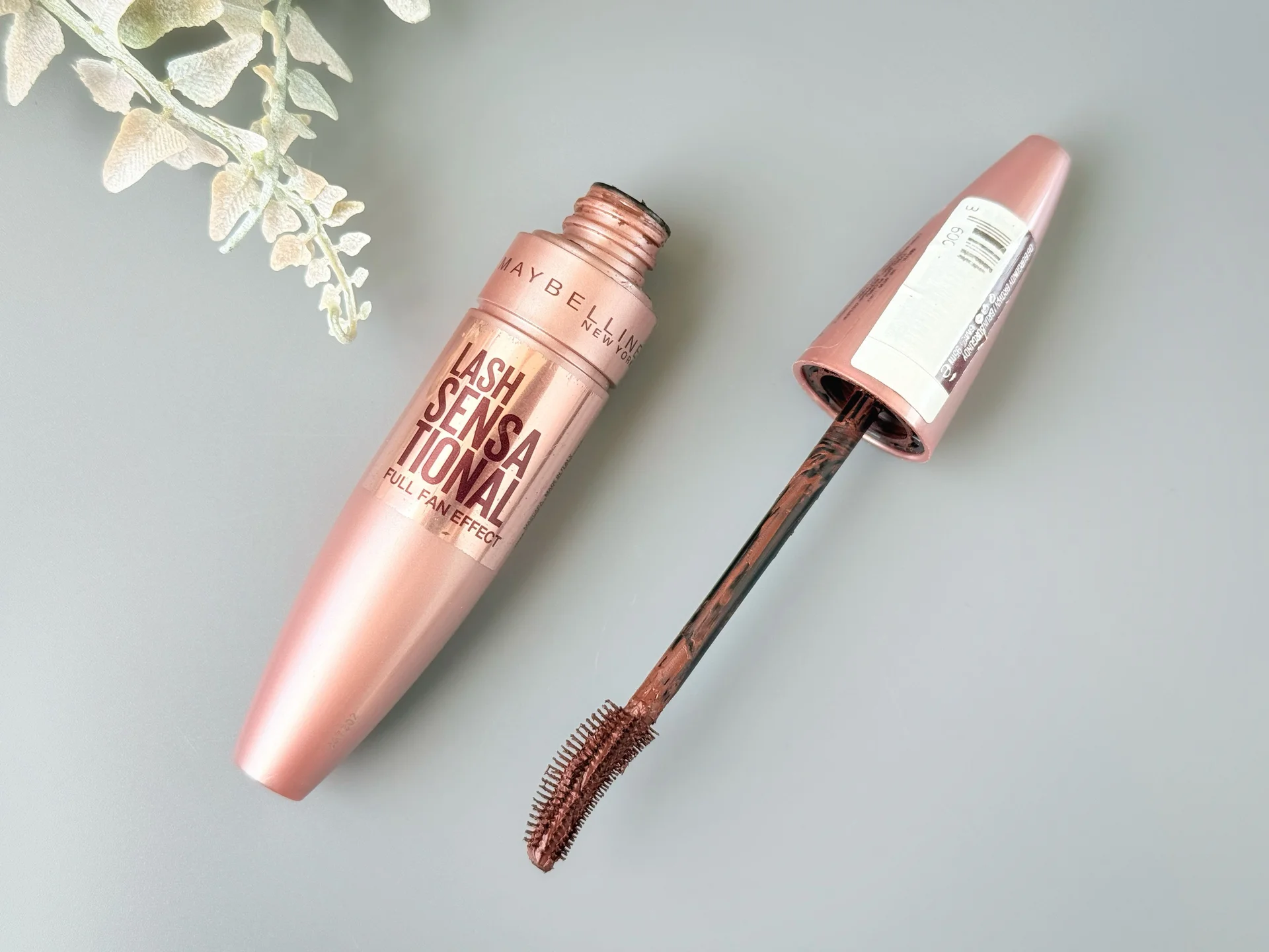 Пустые флаконы от туши для ресниц Maybelline - миниатюра 5