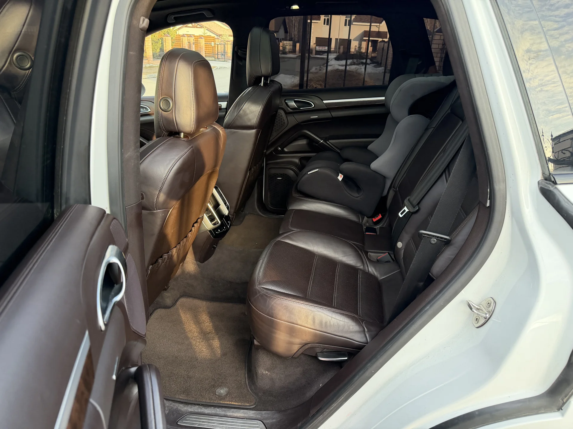 Porsche Cayenne 4.2 Diesel (GTS) 2013 - миниатюра 6