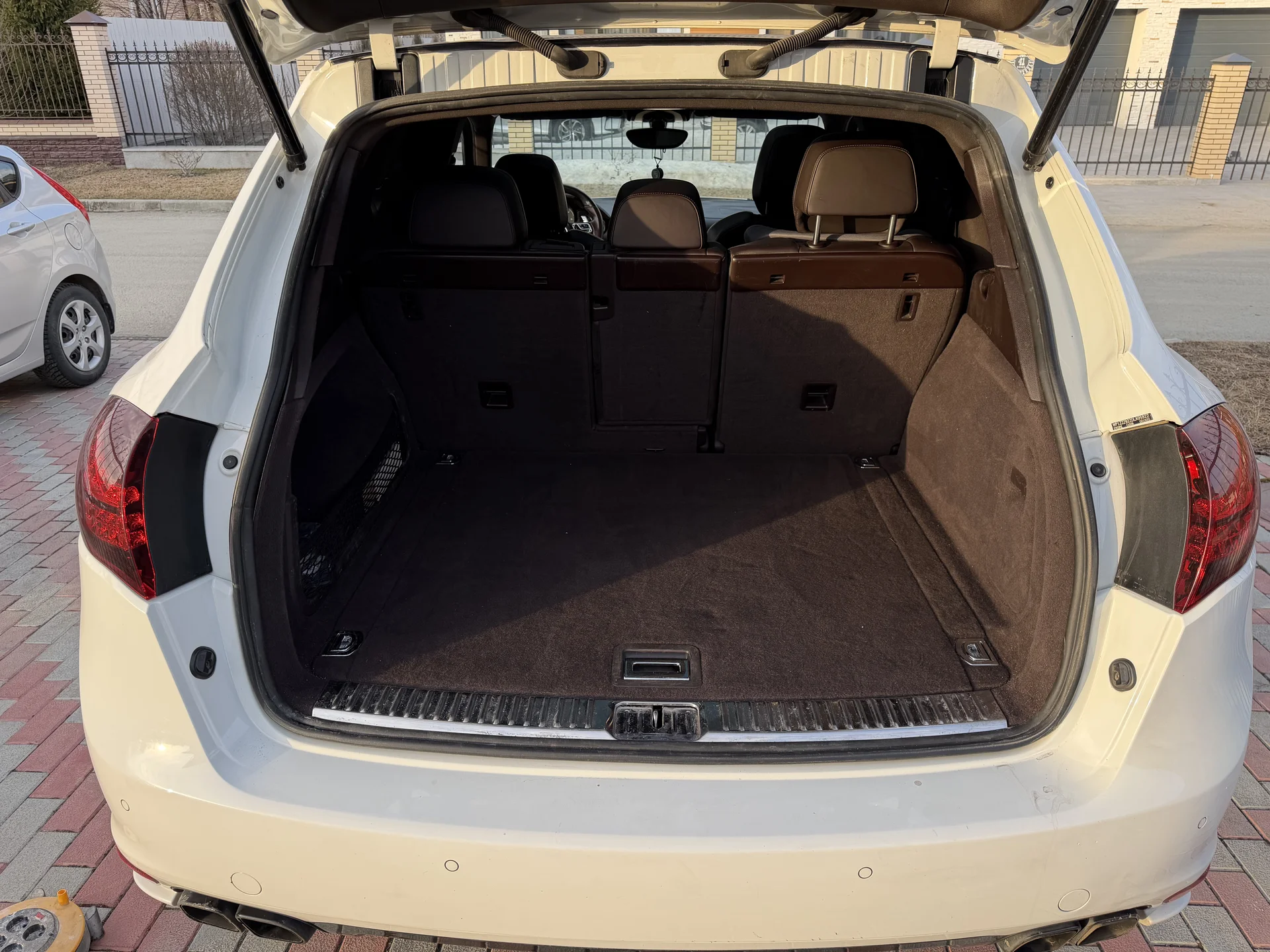 Porsche Cayenne 4.2 Diesel (GTS) 2013 - миниатюра 8