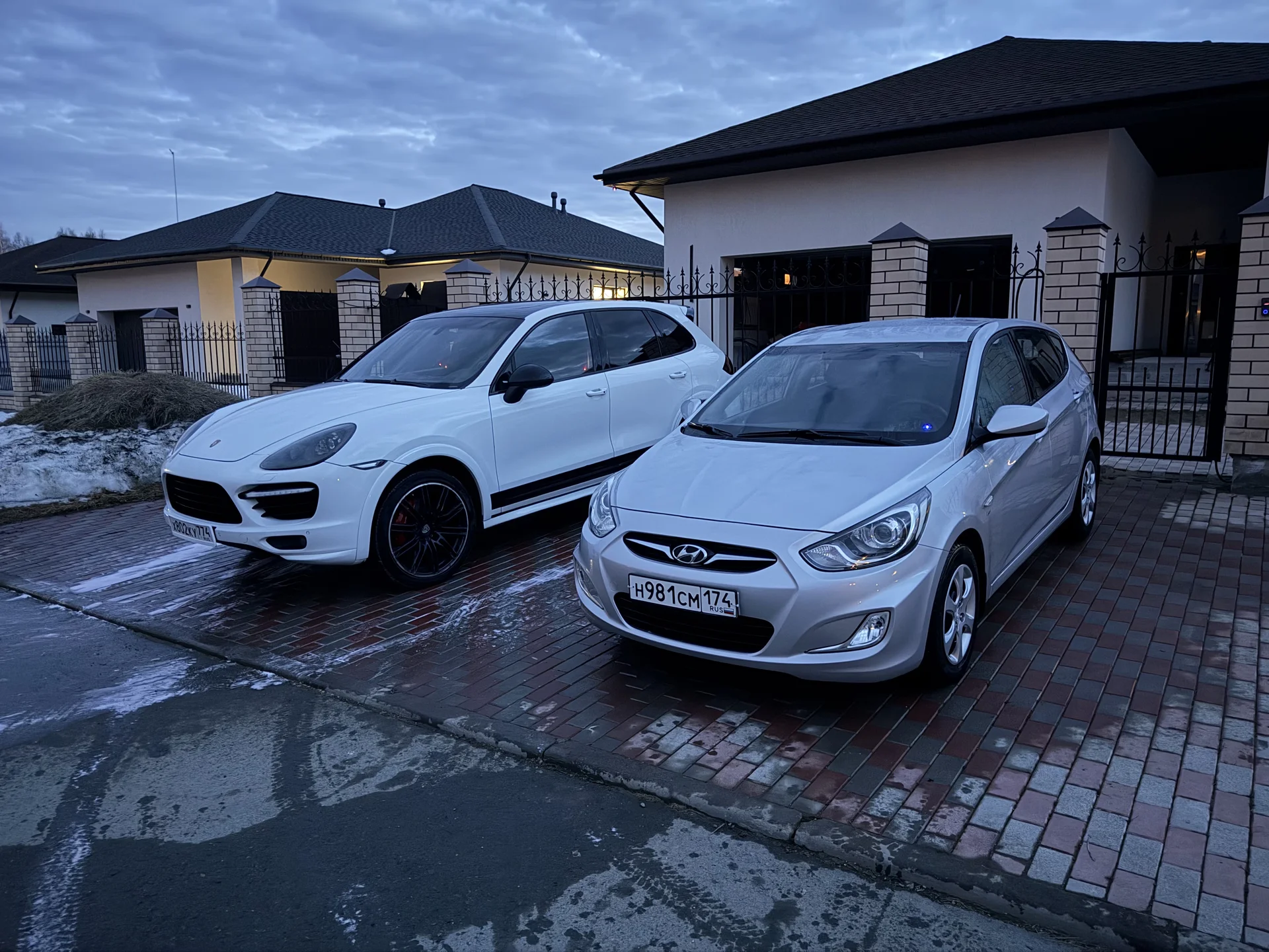 Porsche Cayenne 4.2 Diesel (GTS) 2013 - миниатюра 10