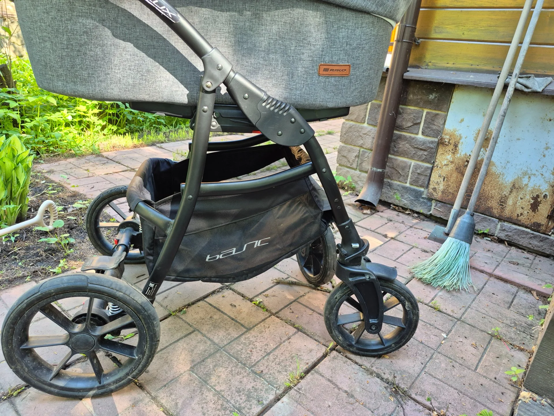 Коляска Riko Basic Bella Lux 3 в 1 - миниатюра 8