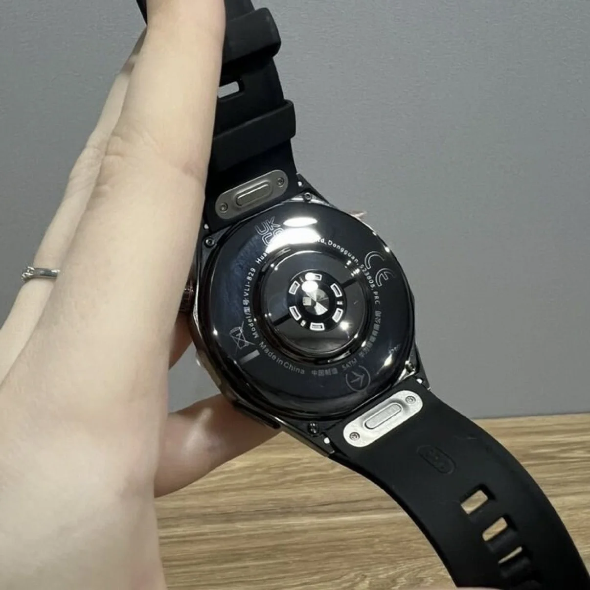 Смарт-часы Huawei GT 5 Pro - миниатюра 4