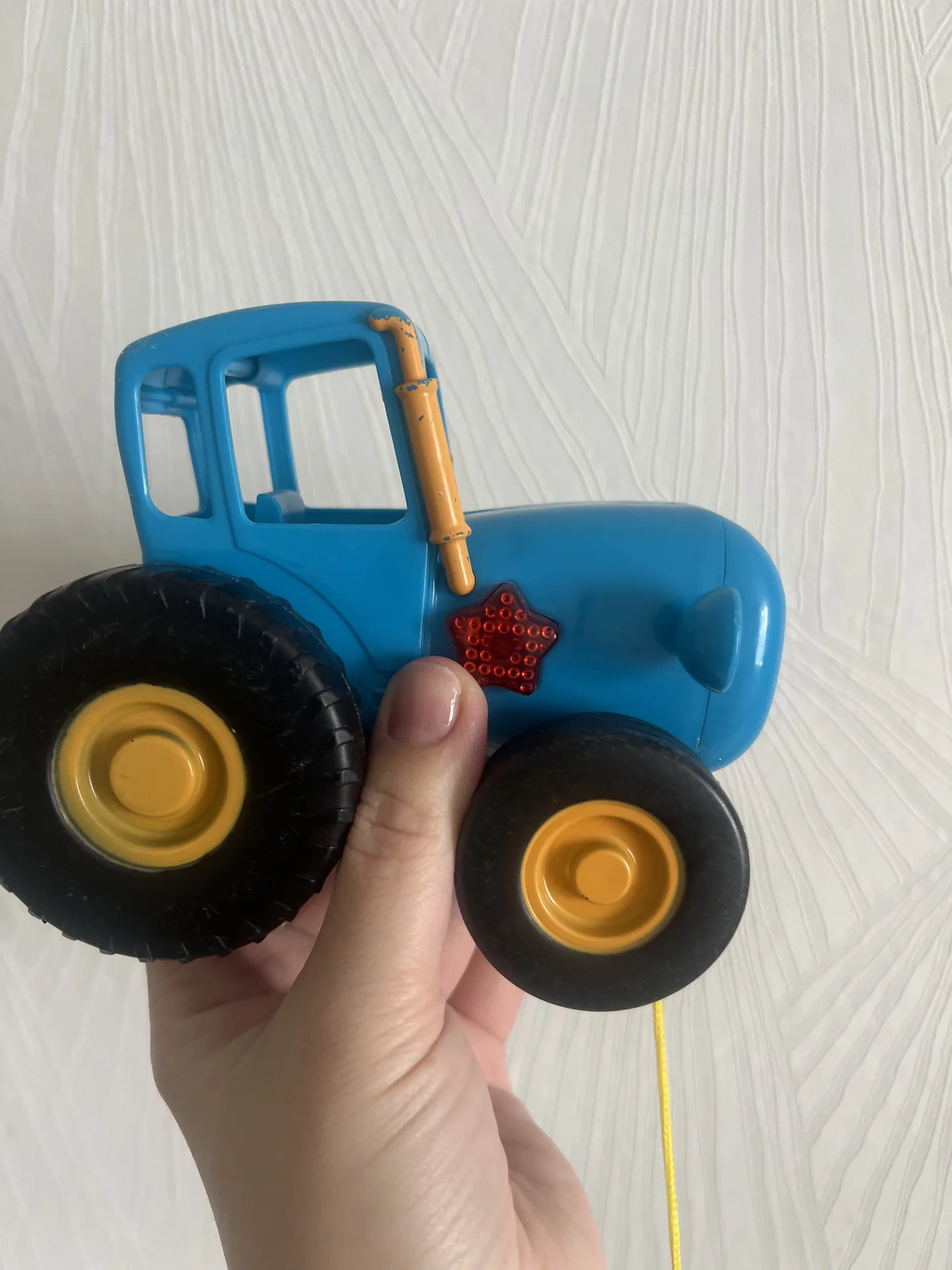 Игрушка Синий трактор - миниатюра 2