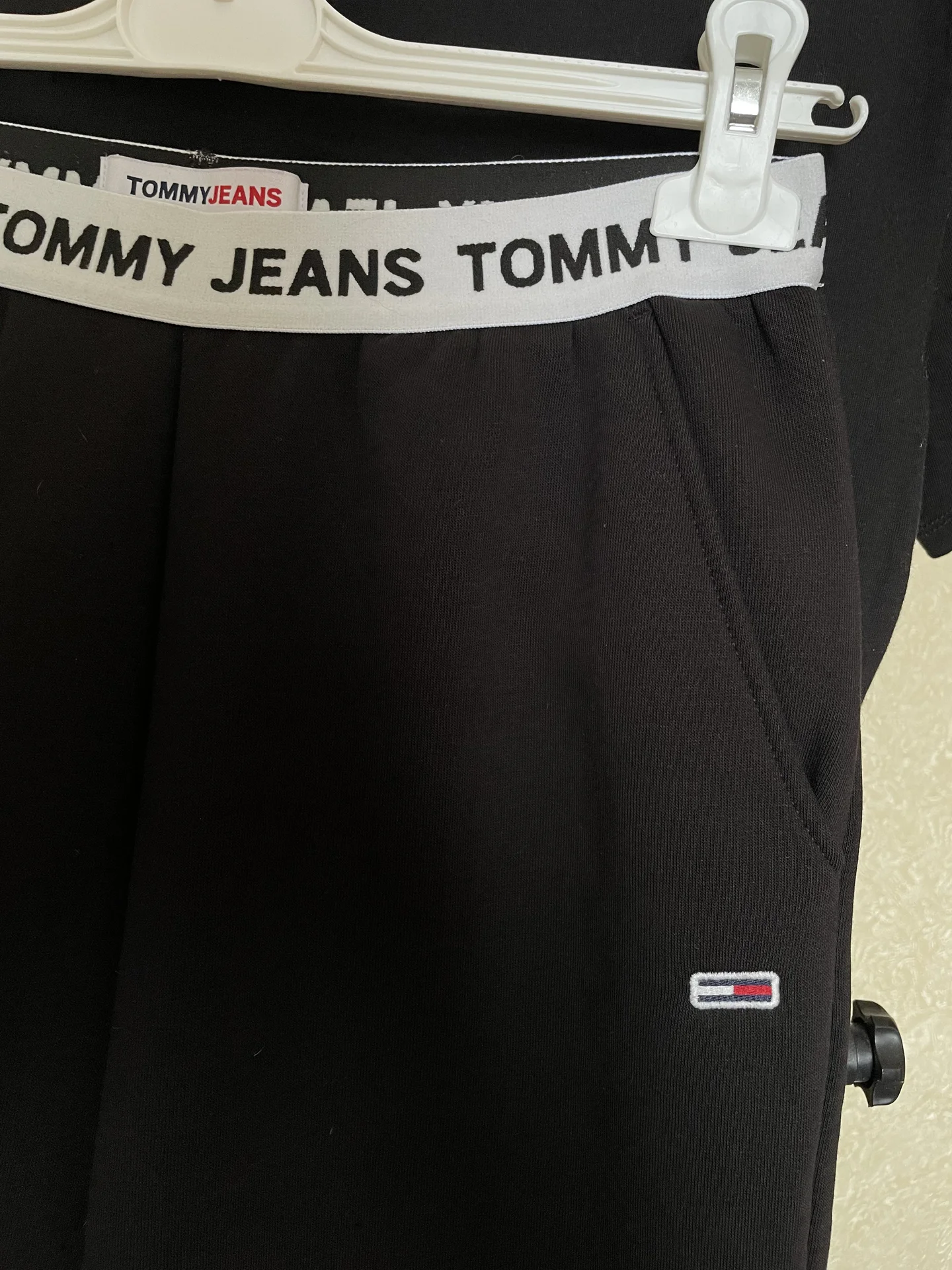 Tommy Hilfiger Костюм женский спортивный - миниатюра 4