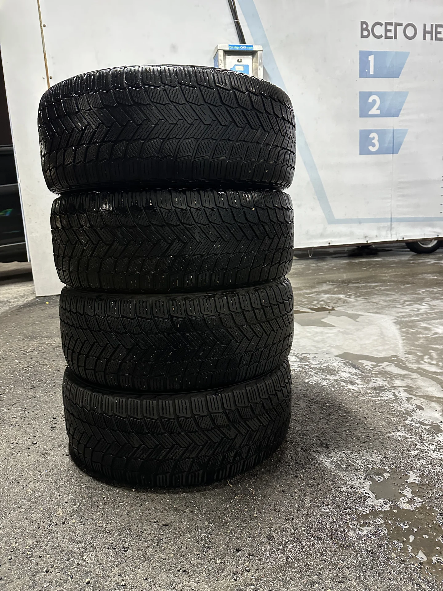 Michelin X-Ice Snow 235/45 R18 98H - миниатюра 2