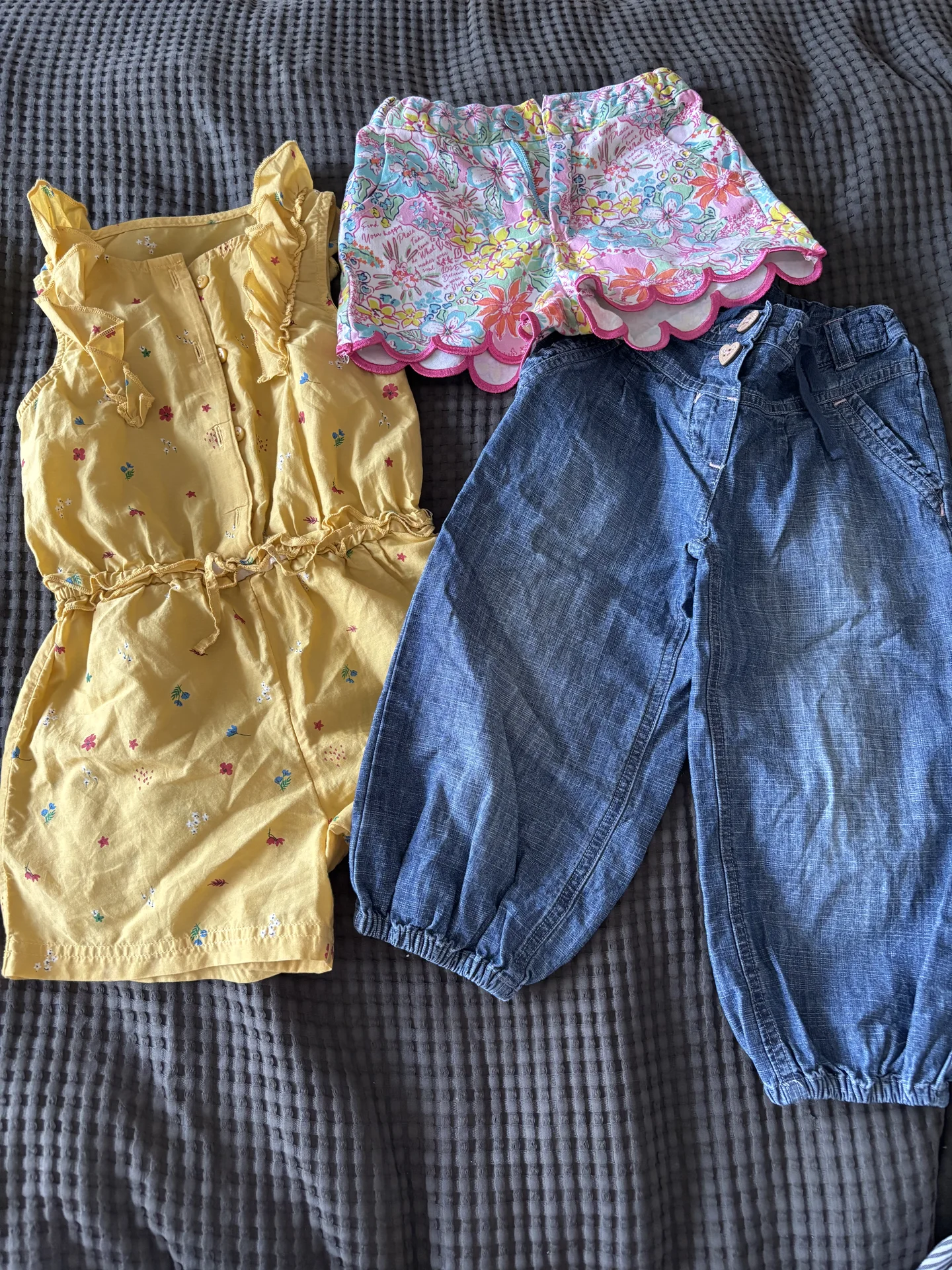 Комплект летних вещей для девочки 110