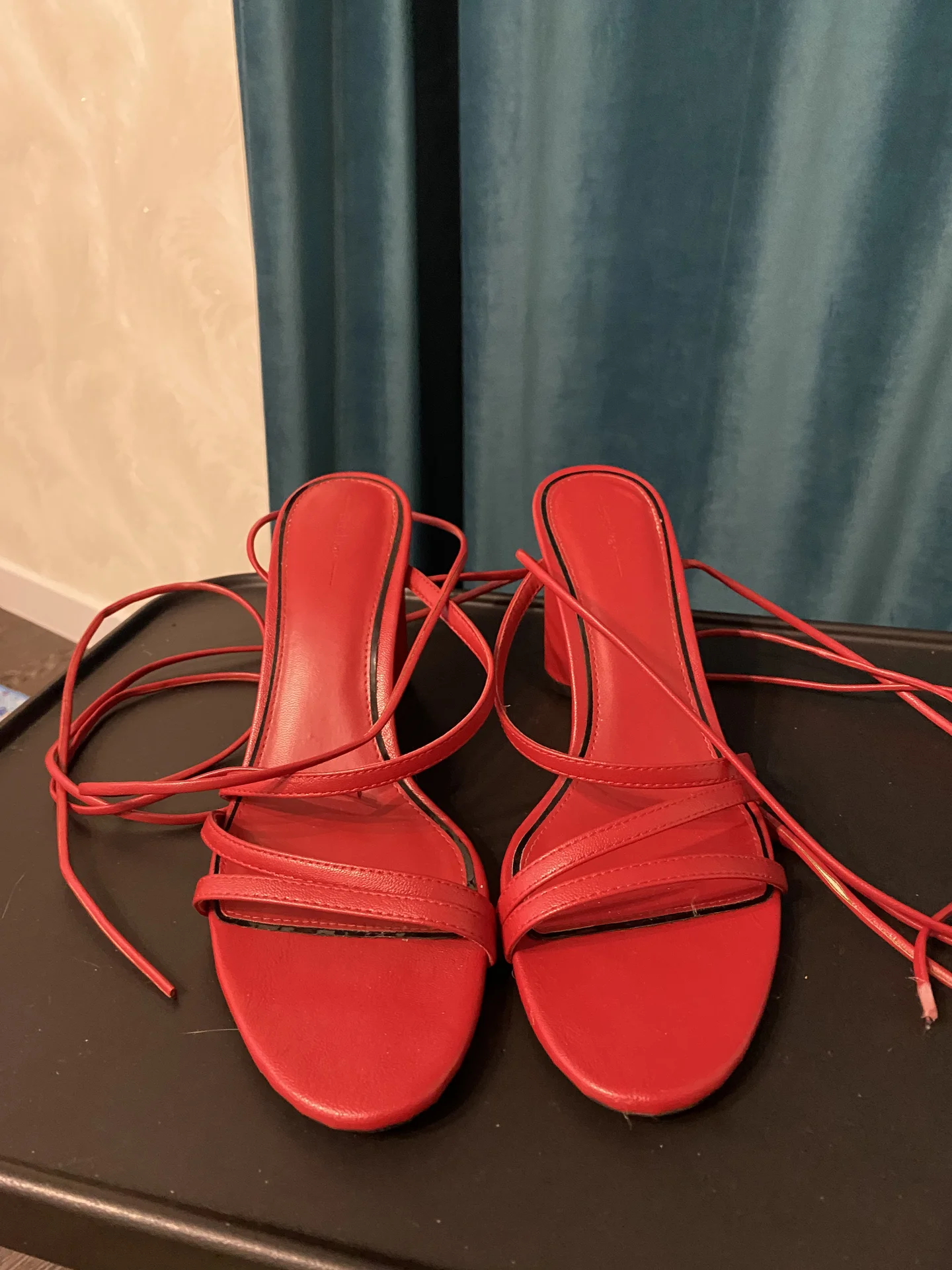 Босоножки Bershka 41 - изображение 1
