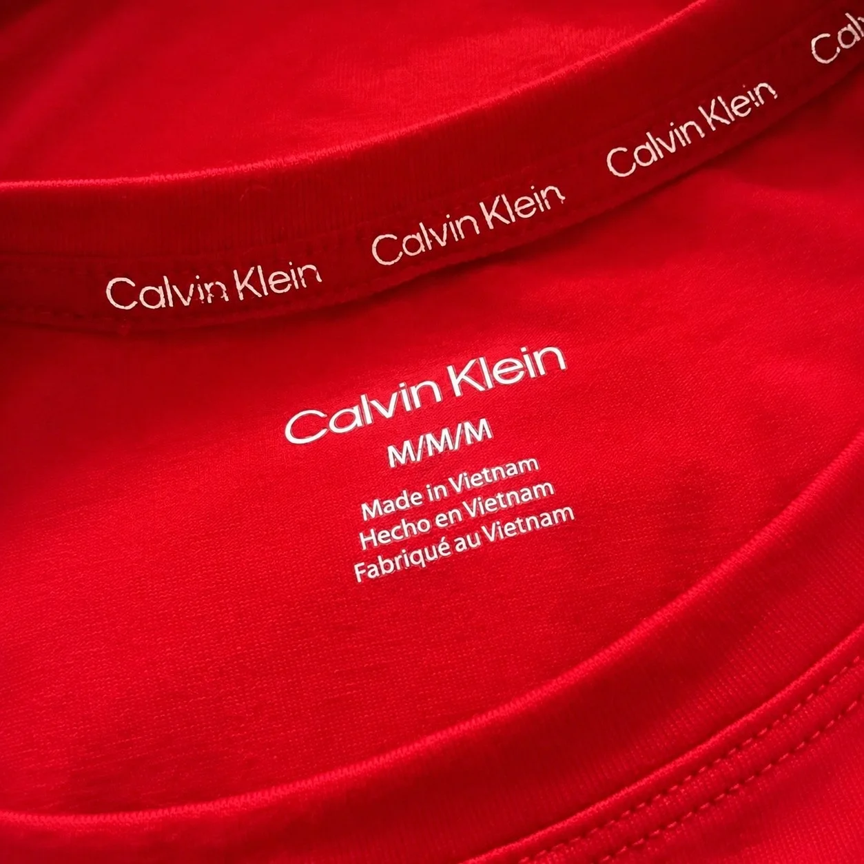 Футболка Calvin Klein новая ,оригинал - миниатюра 5