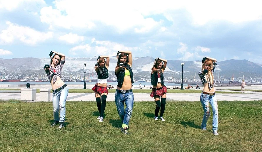 Корейские танцы: K - pop в Новороссийске - миниатюра 2