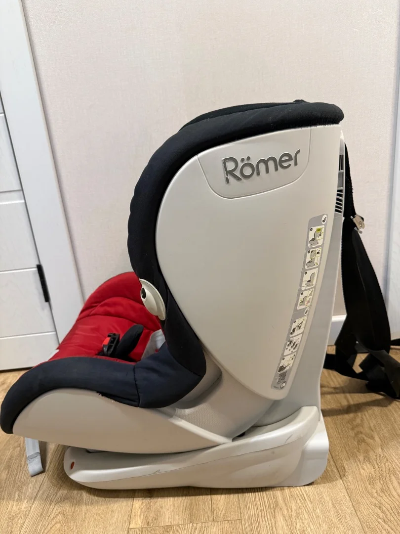 Автомобильное кресло britax romer trifix, изофикс - миниатюра 3