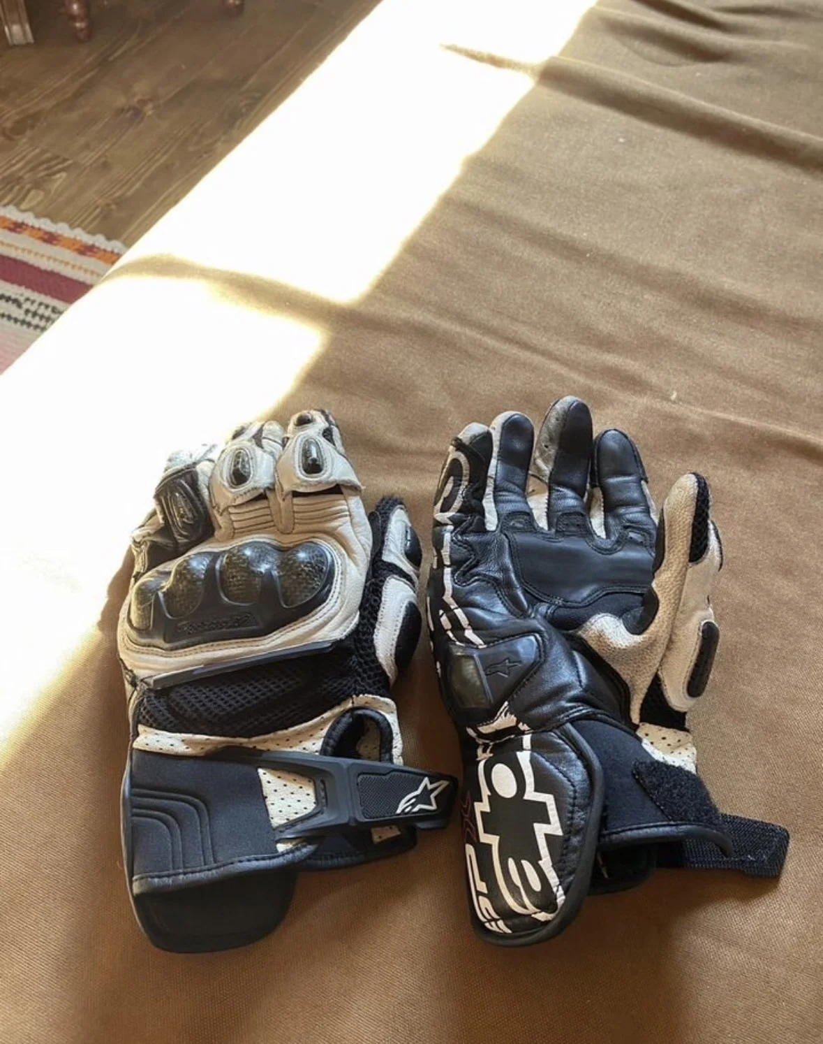 Перчатки Alpinestars SP X Air Carbon Glove - изображение 1
