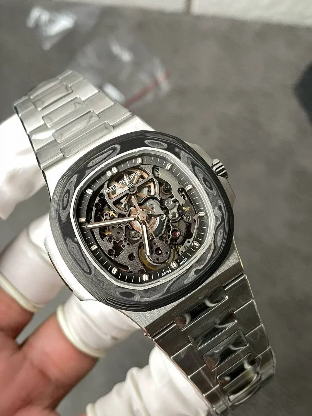 Часы Patek Philippe Nautilus 5711 - миниатюра 2