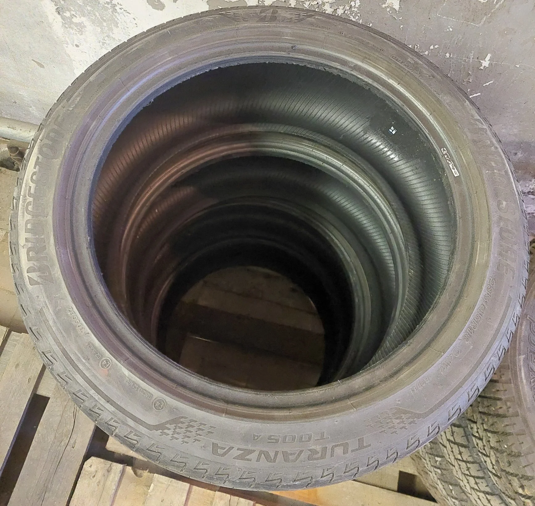 Летние колеса Bridgestone Turanza T005A 235/45 R18 - миниатюра 2