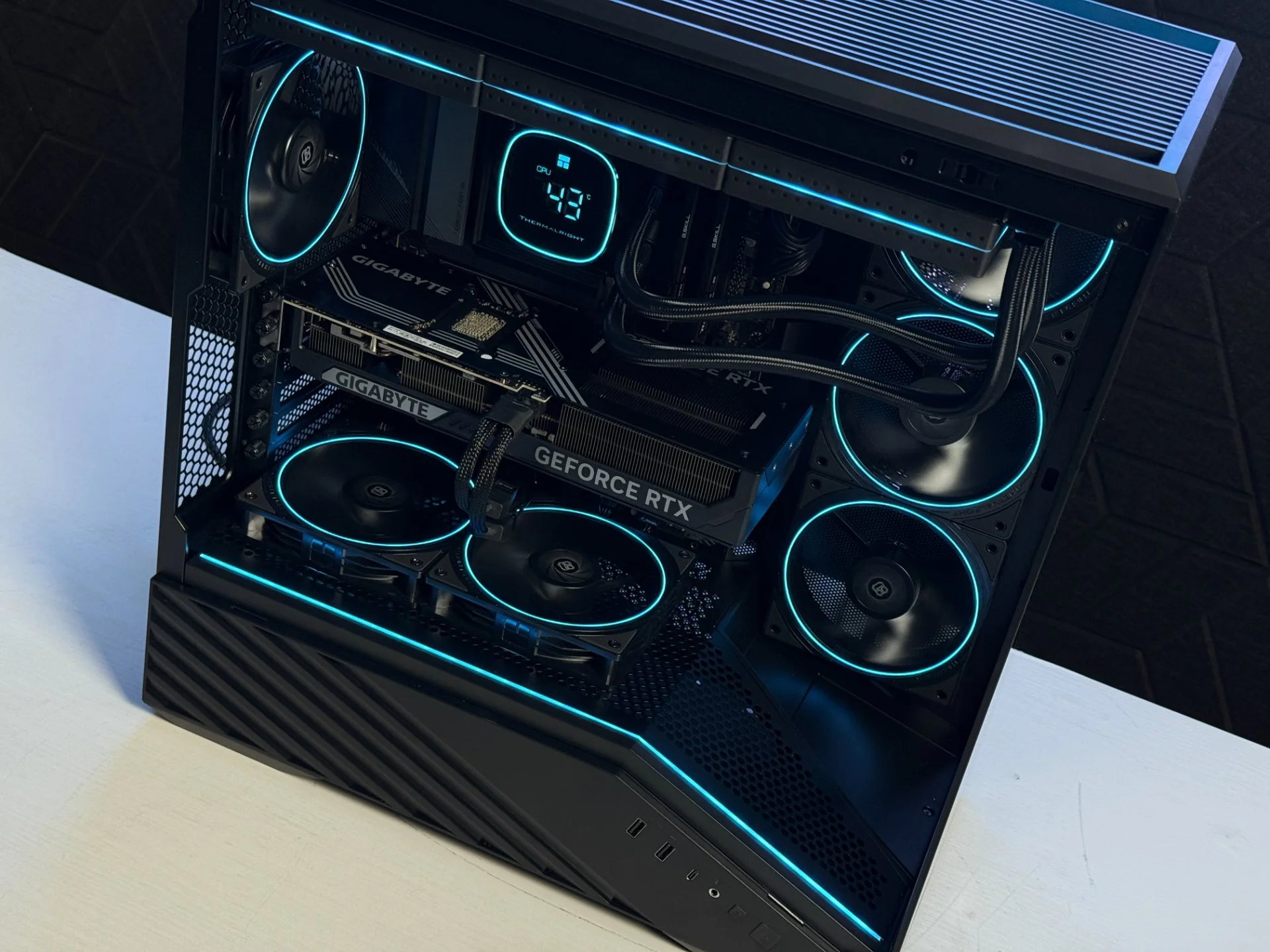 Игровой пк в наличии Ryzen 7 7700 и RTX5060Ti 16Gb - миниатюра 3