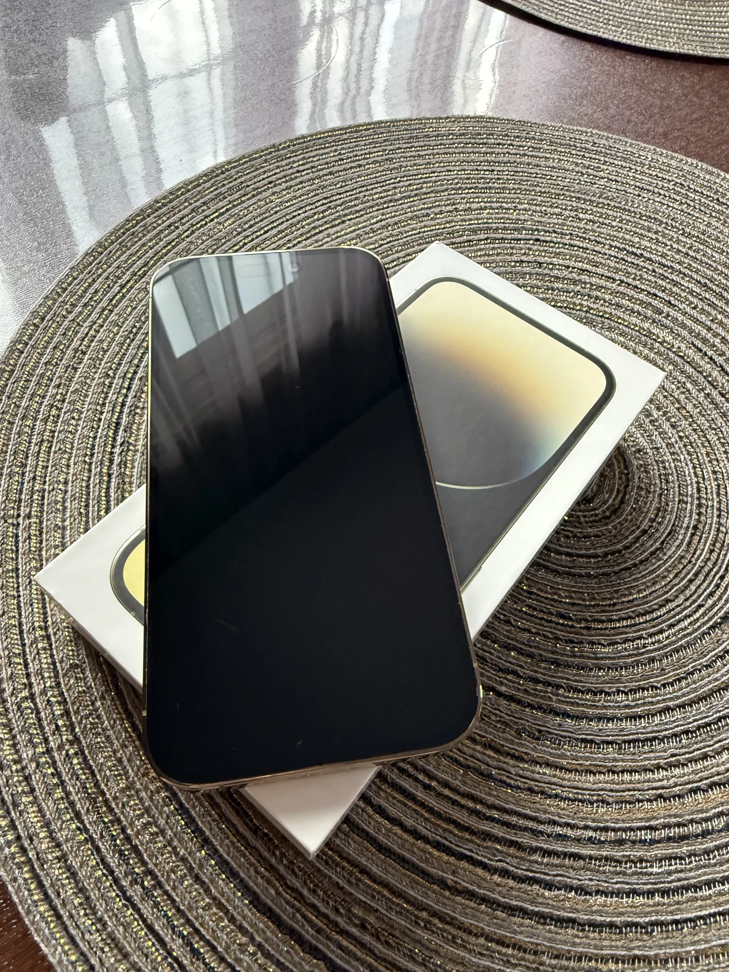 iPhone 14pro 1Тб - миниатюра 4