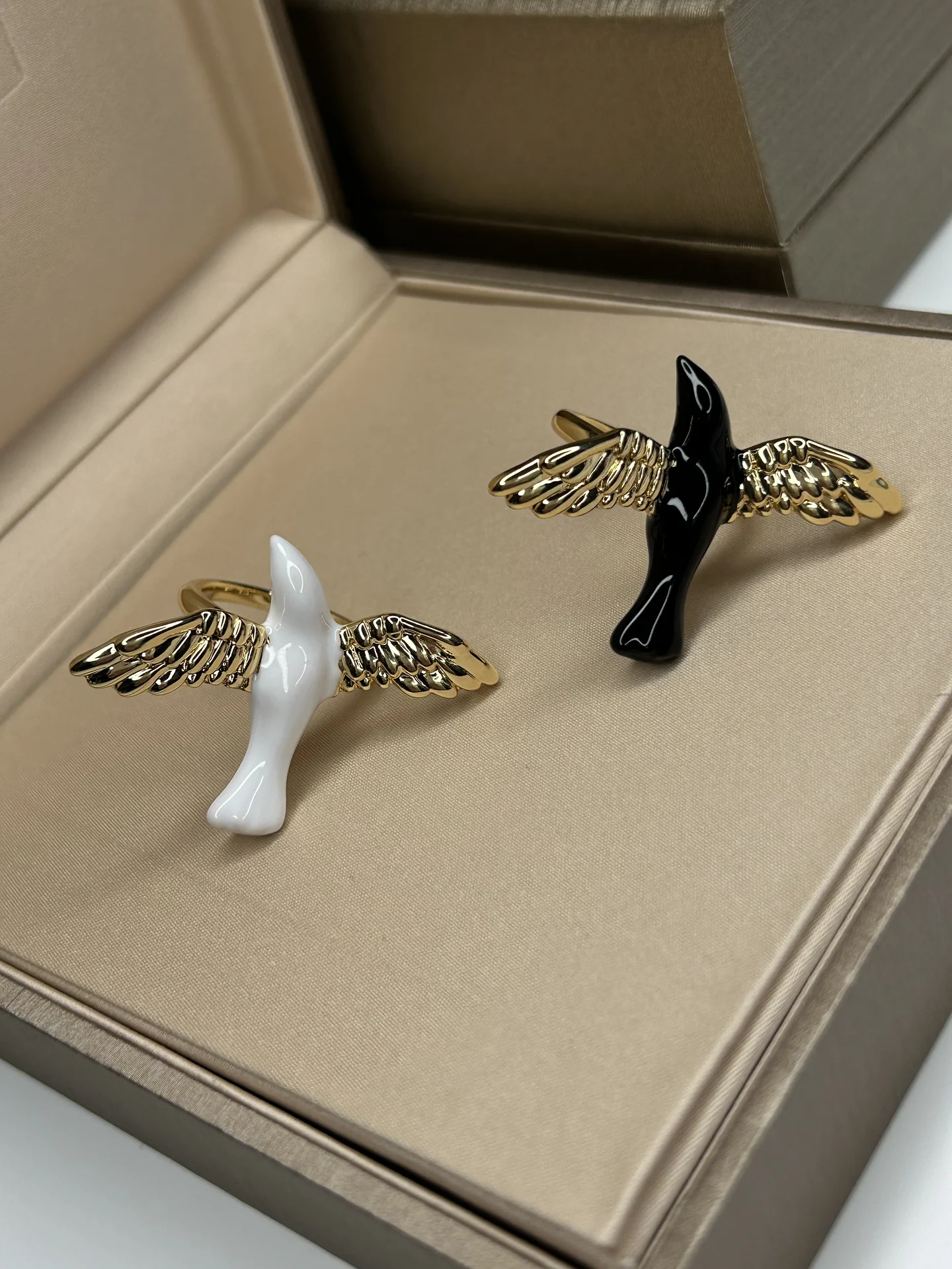 Стильное кольцо Schiaparelli - миниатюра 2