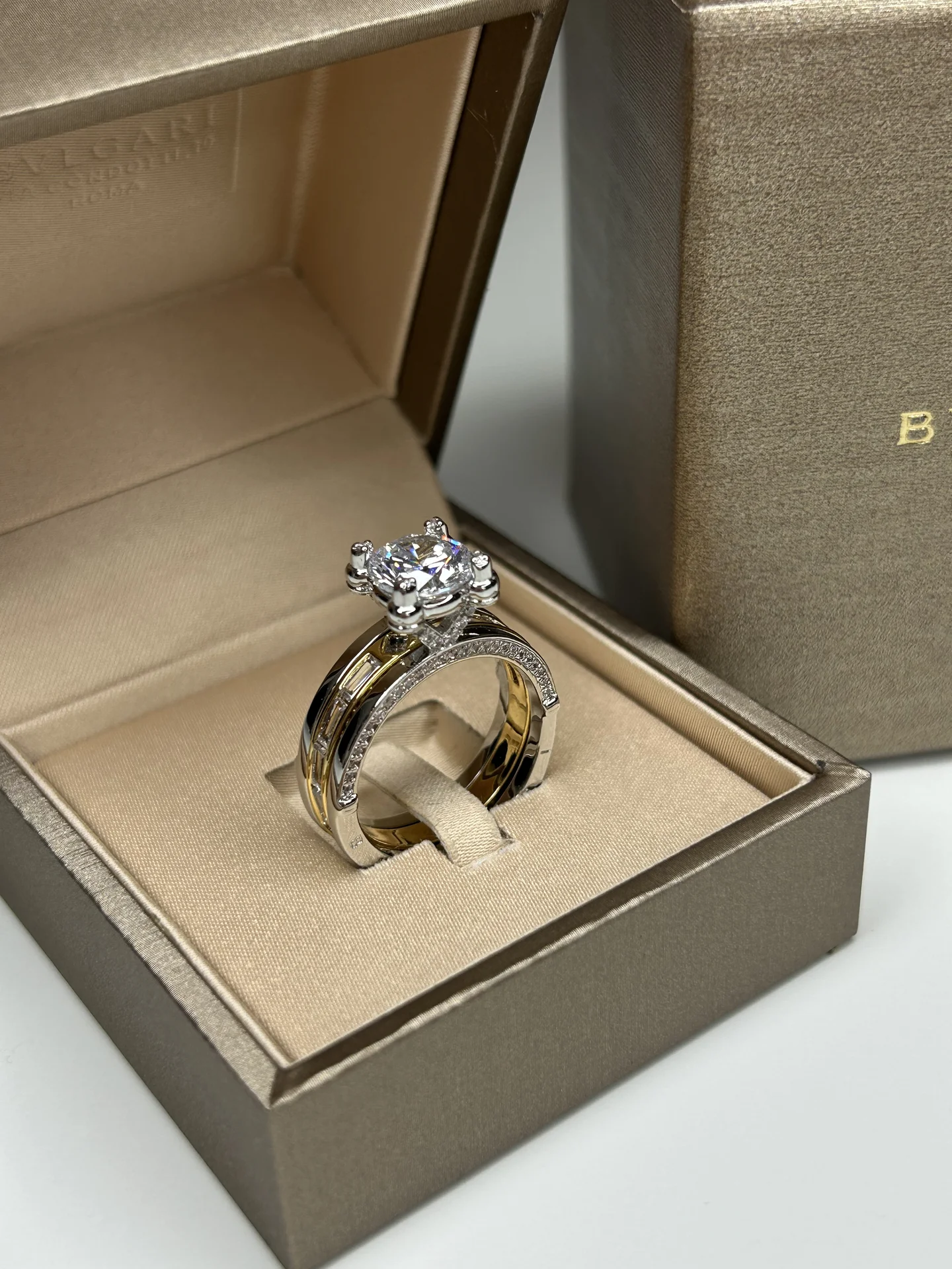 Кольцо Bvlgari - миниатюра 3