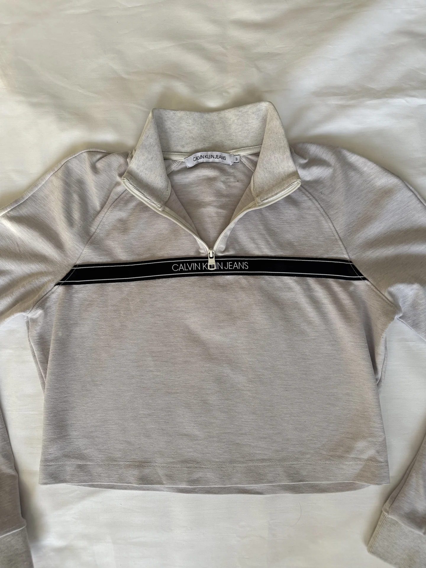 Женская кофта Calvin Klein - миниатюра 2