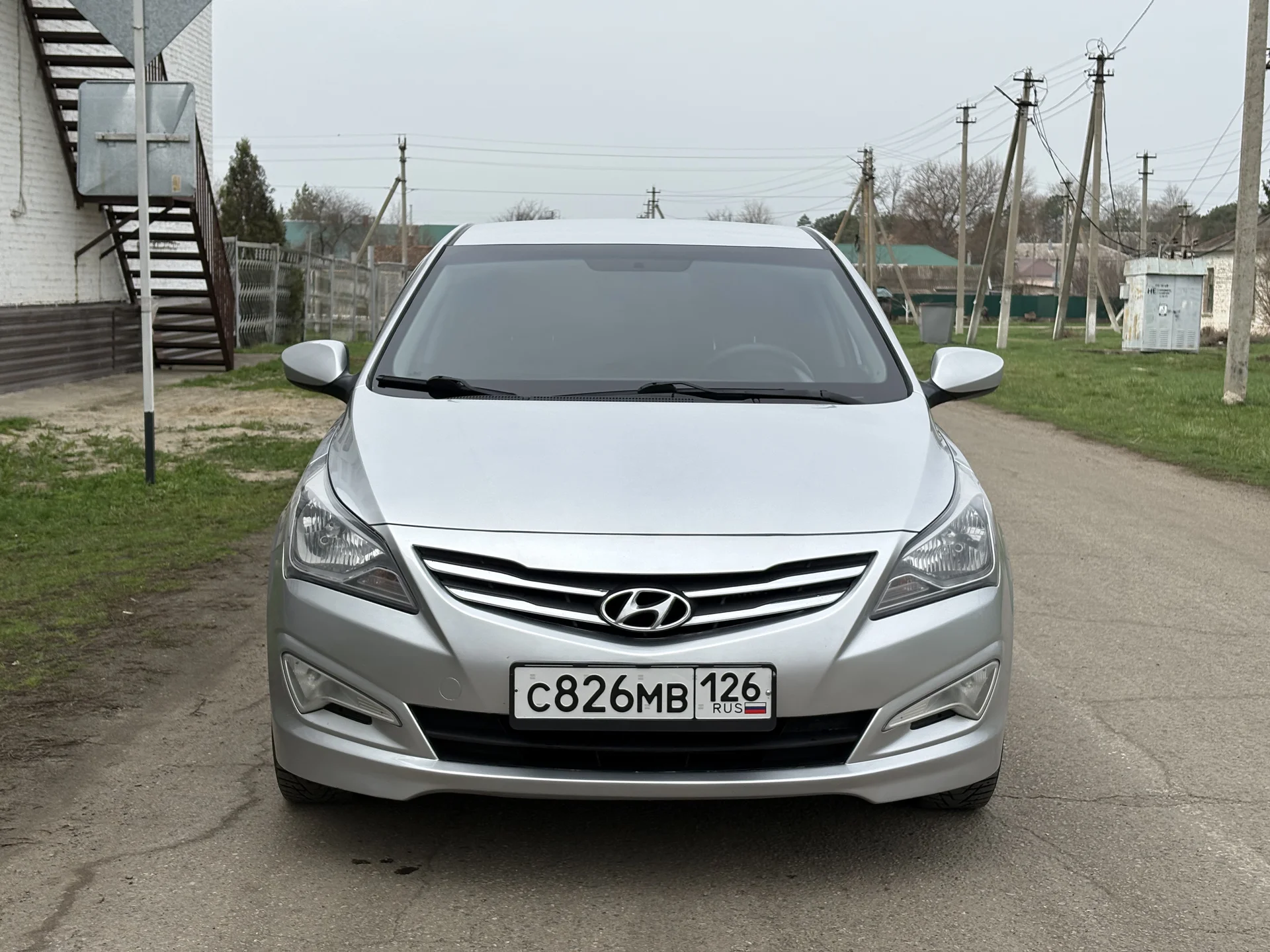 Хендай Солярис 2015 год 1,6 автомат - миниатюра 2