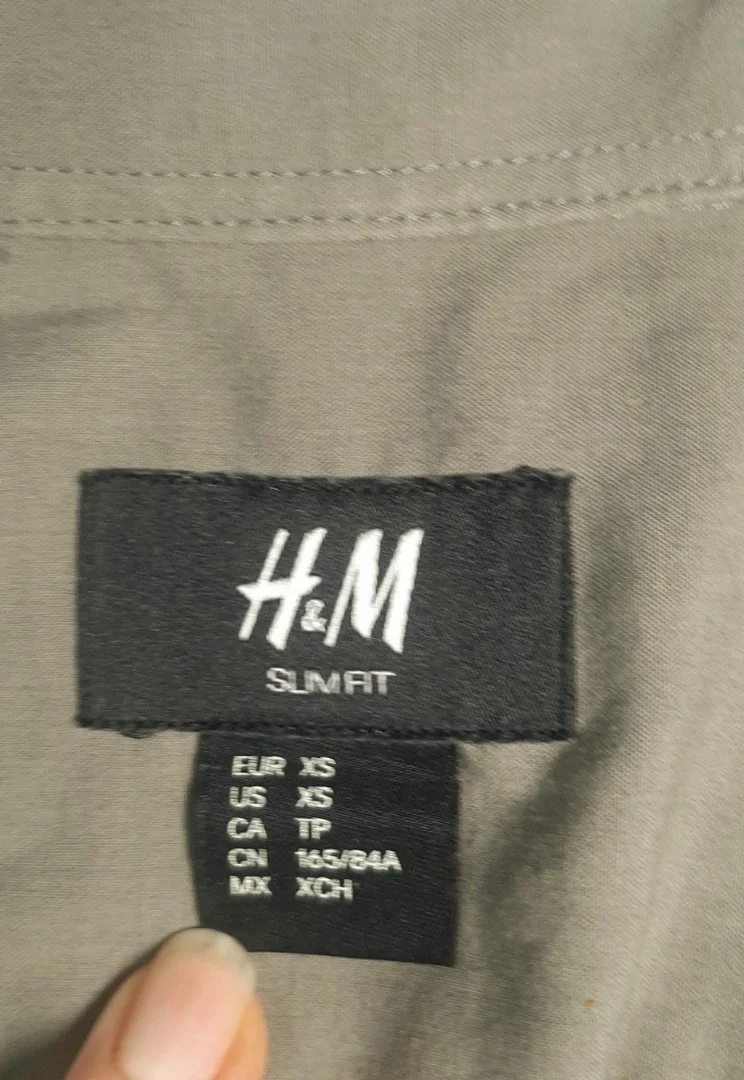 Рубашка хаки H&M на мальчика - миниатюра 2